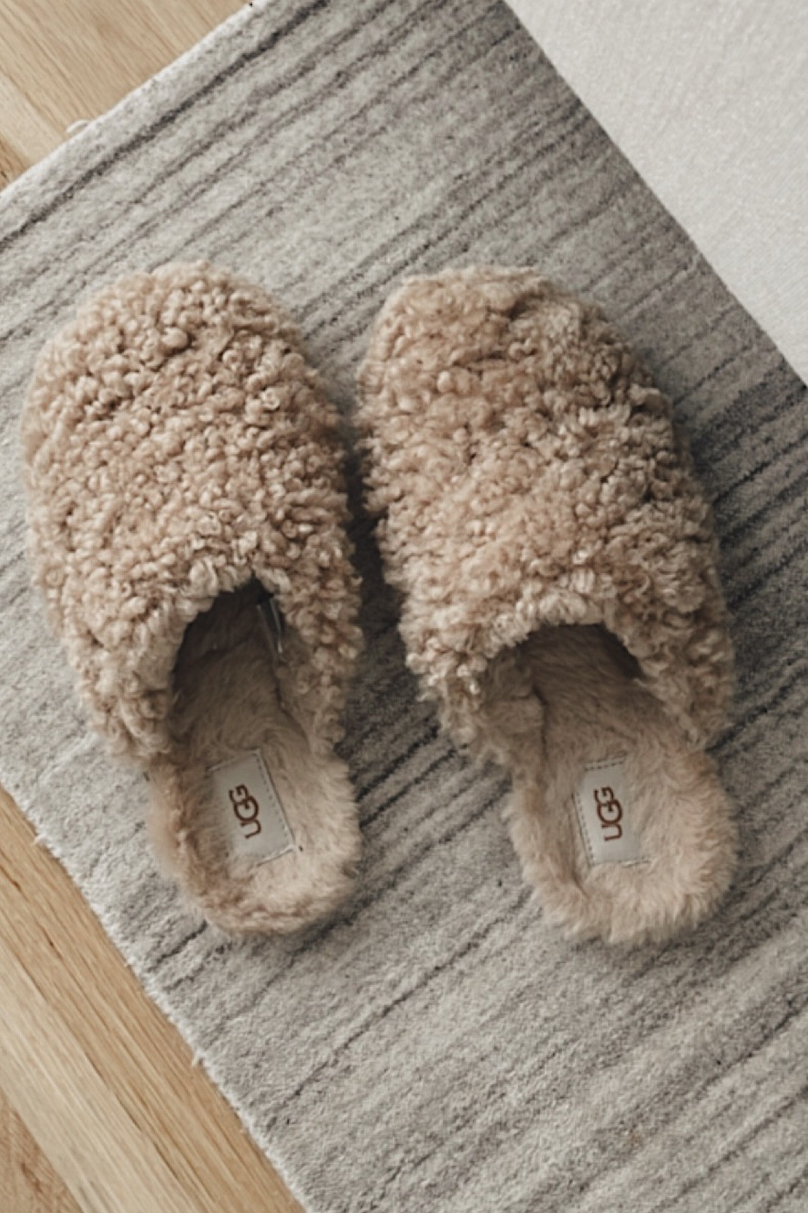 Ugg women’s slippers 