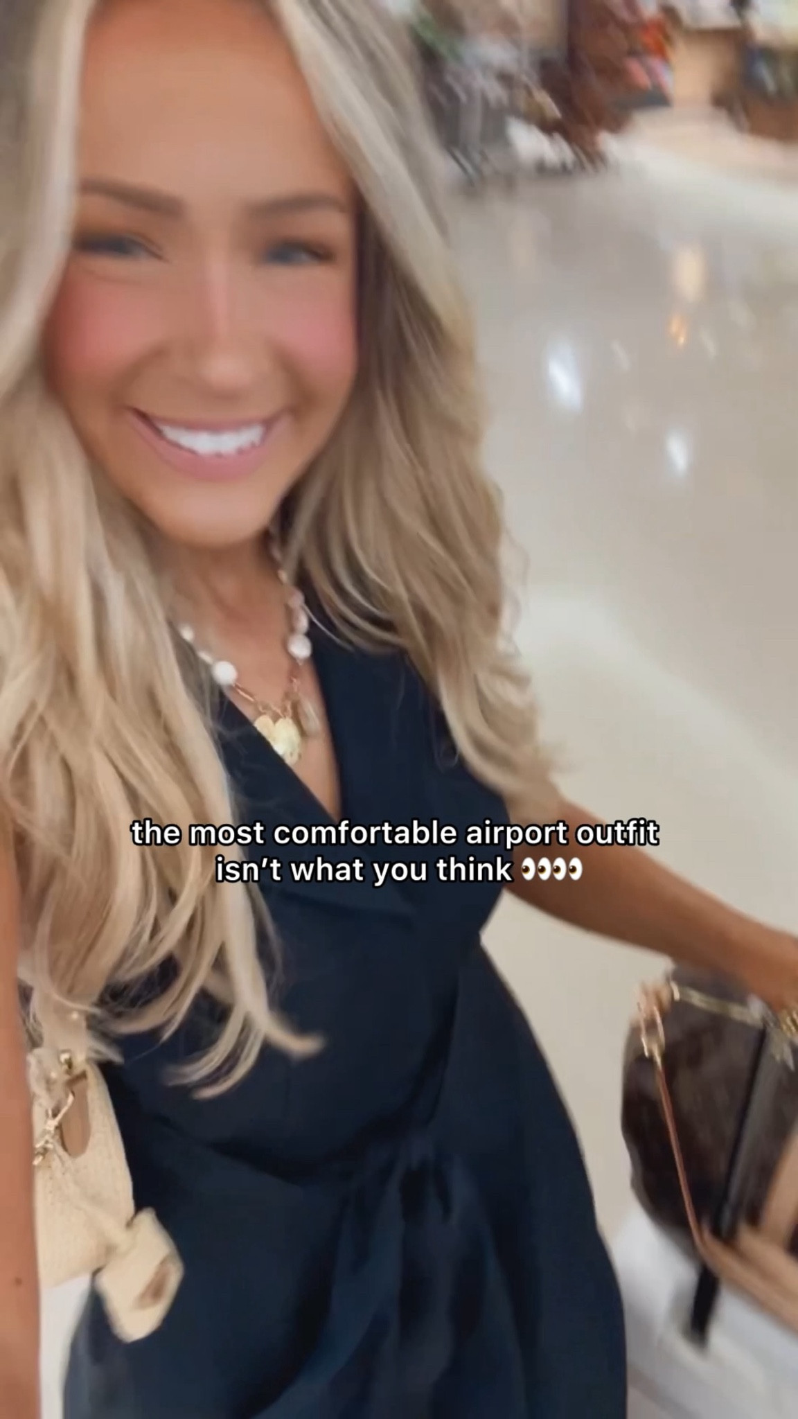 Affiliate links - I earn commission on purchases made through my links | airport travel outfit 