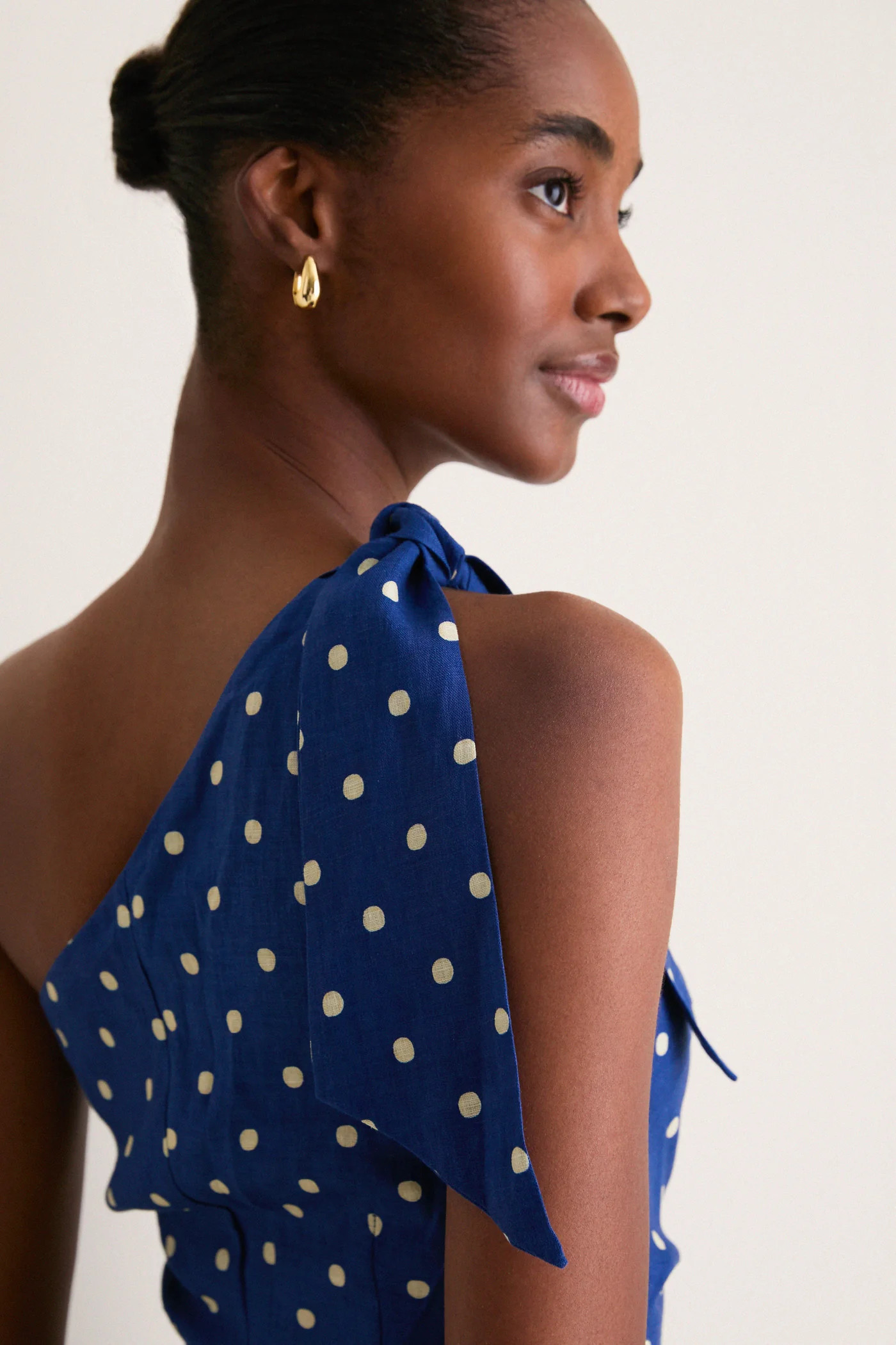 Navy and Yellow Lily Midi Dress | Tuckernuck (US)