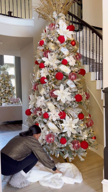 Shop my Christmas tree on sale! I have the 10ft king flock with lights! #christmasdecor #holidaydecor #entrywaydecor #homedecor

#LTKhome #LTKHoliday #LTKGiftGuide