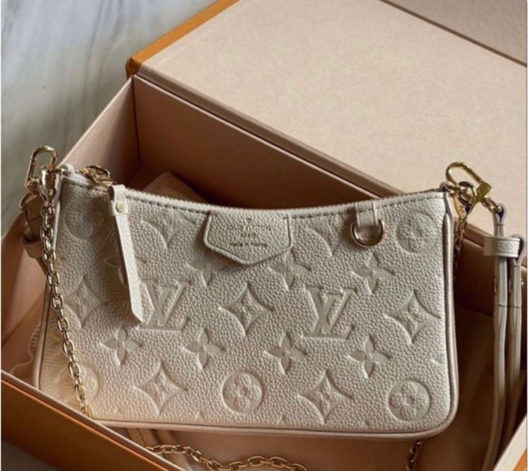 LV shoulder bag, great quality, easy everyday bag 

#LTKFind #LTKunder100 #LTKitbag