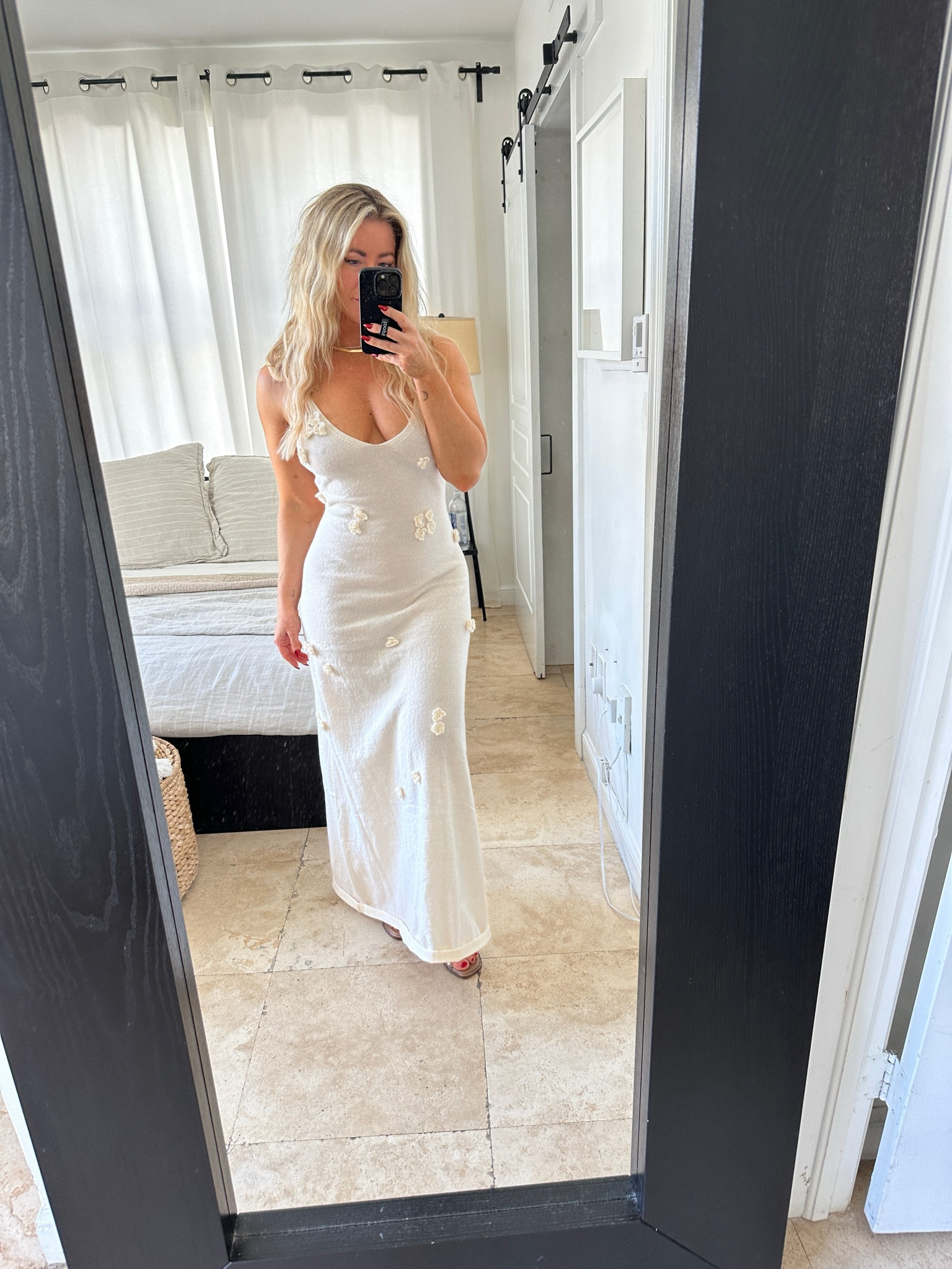 Amazon maxi dress, floral maxi dress, beach look, beach dress 

#LTKFindsUnder50 #LTKSeasonal #LTKTravel