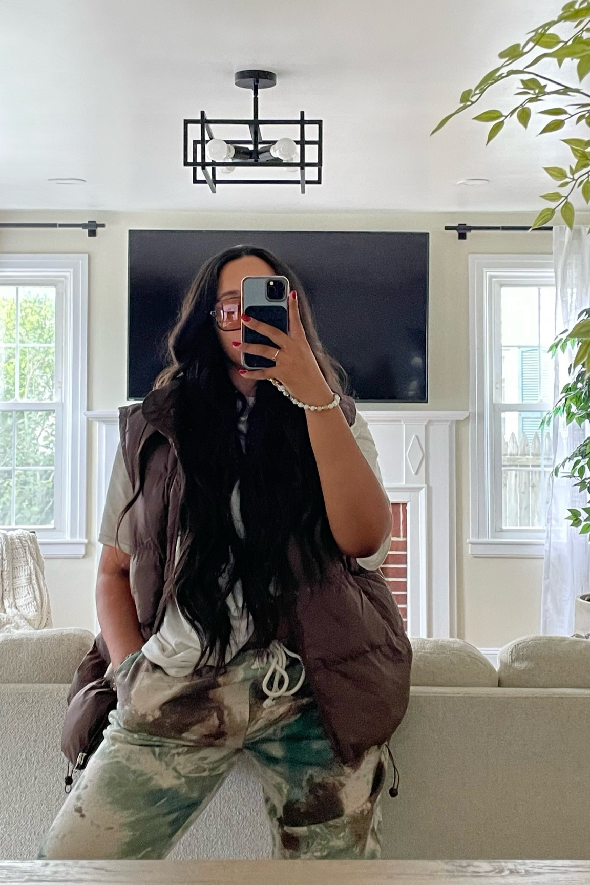 Apple picking, but it’s gloomy and you have to be comfortable to chase kids 

#LTKStyleTip #LTKSeasonal #LTKFallSale