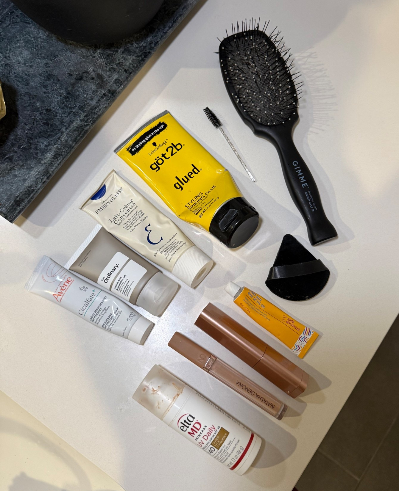 Here is my every morning skincare + light makeup routine 🫶🏼