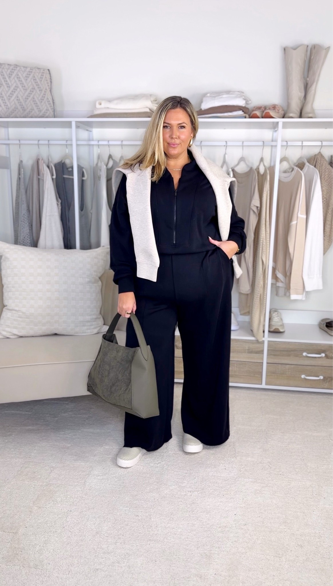 These new @Spanx fall pieces are SO GOOD OMG !! Wearing a 2X in all except for the slim jogger and jumpsuit are 3x, and I recommend sizing up one! The tunic runs true but I sized up to 3x for length!

#LTKSeasonal #LTKPlusSize #LTKMidsize