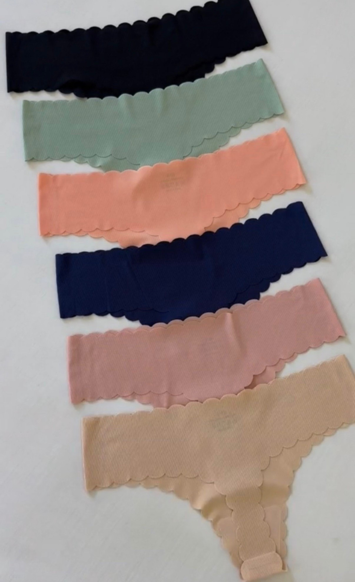 Scroll to shop! Follow for more finds! Xo! 🥰 

#LTKgrwm #LTKootd #LTKdayinmylife