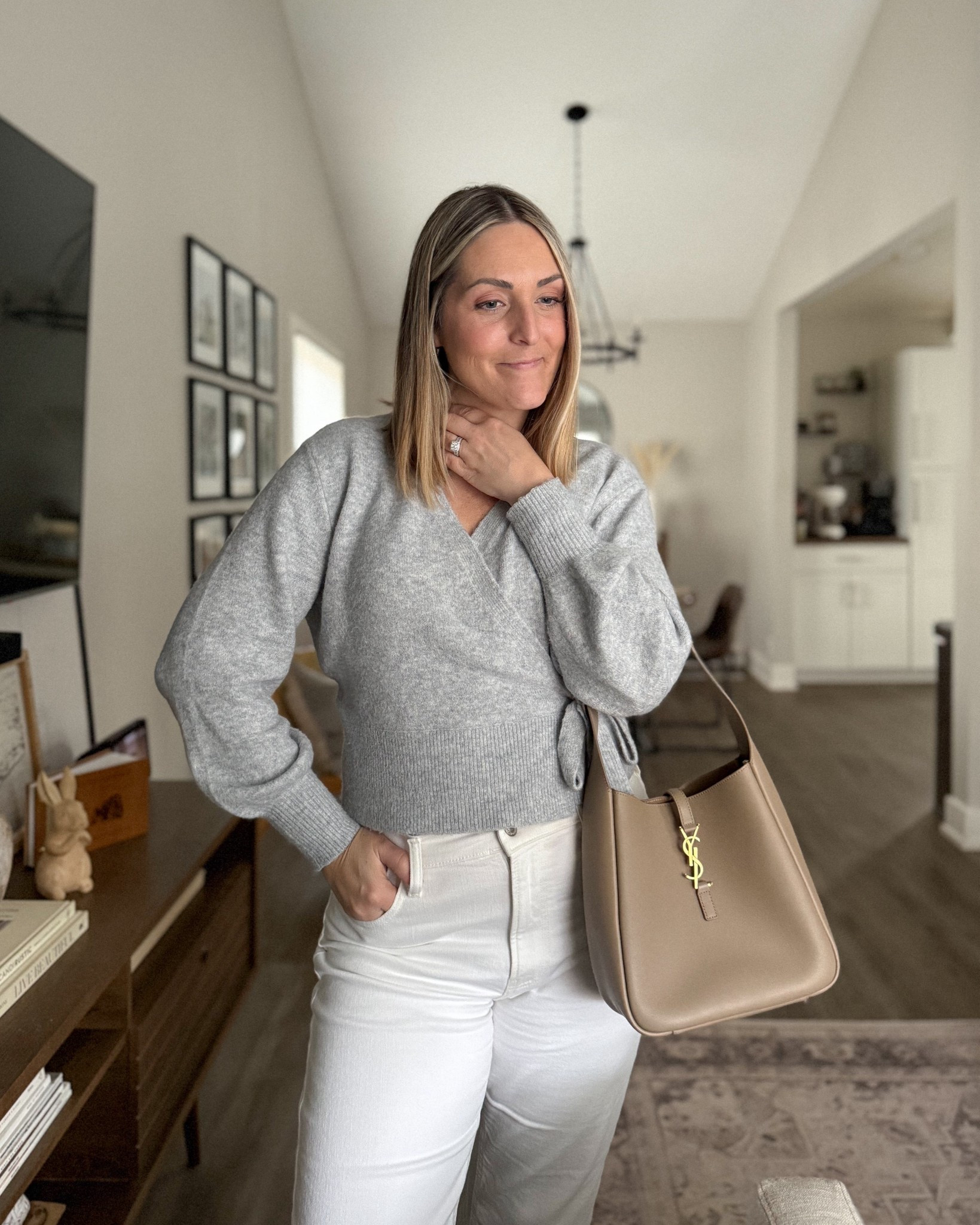 This YSL beauty from @Vivrelle has officially become my everyday bag — it instantly elevates any outfit!  Use code AMANDALEERAMOS for a free month of Vivrelle so you can try a designer bag on your arm and level up every outfit 🤎


@Aritzia 

#LTKootd #LTKWorkwear