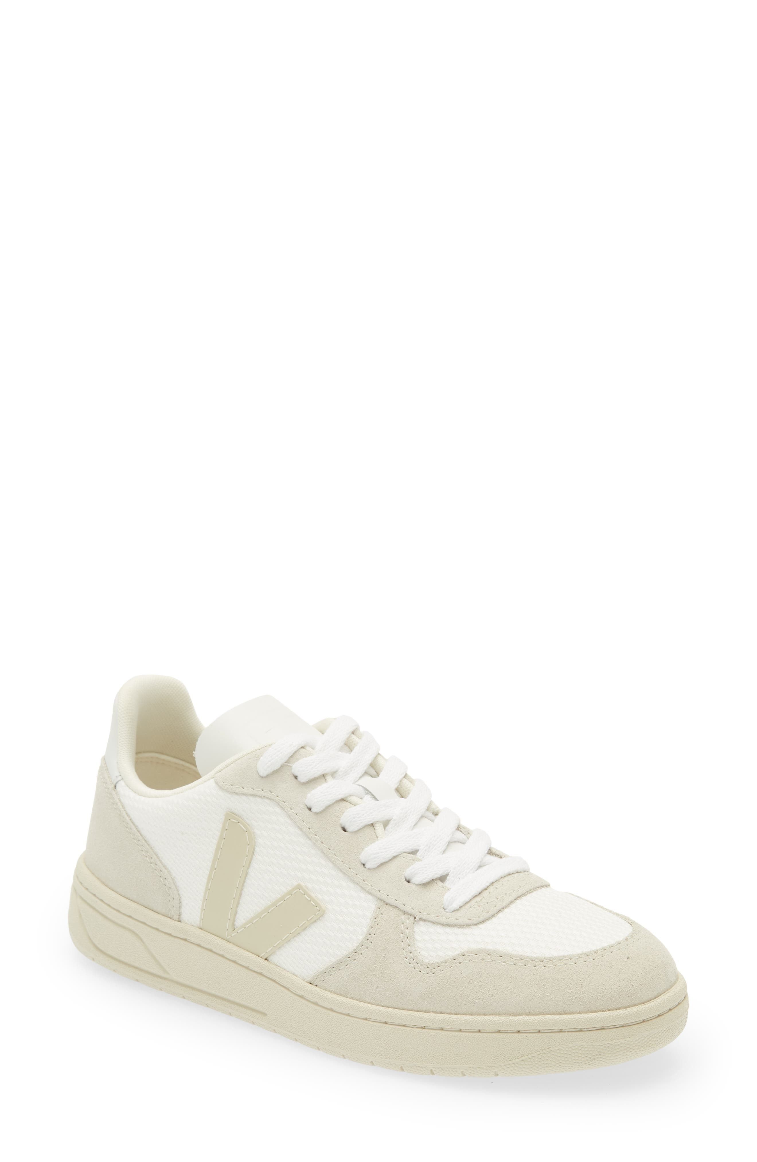 Veja V-10 Sneaker in White Natural Pierre at Nordstrom, Size 40Eu | Nordstrom