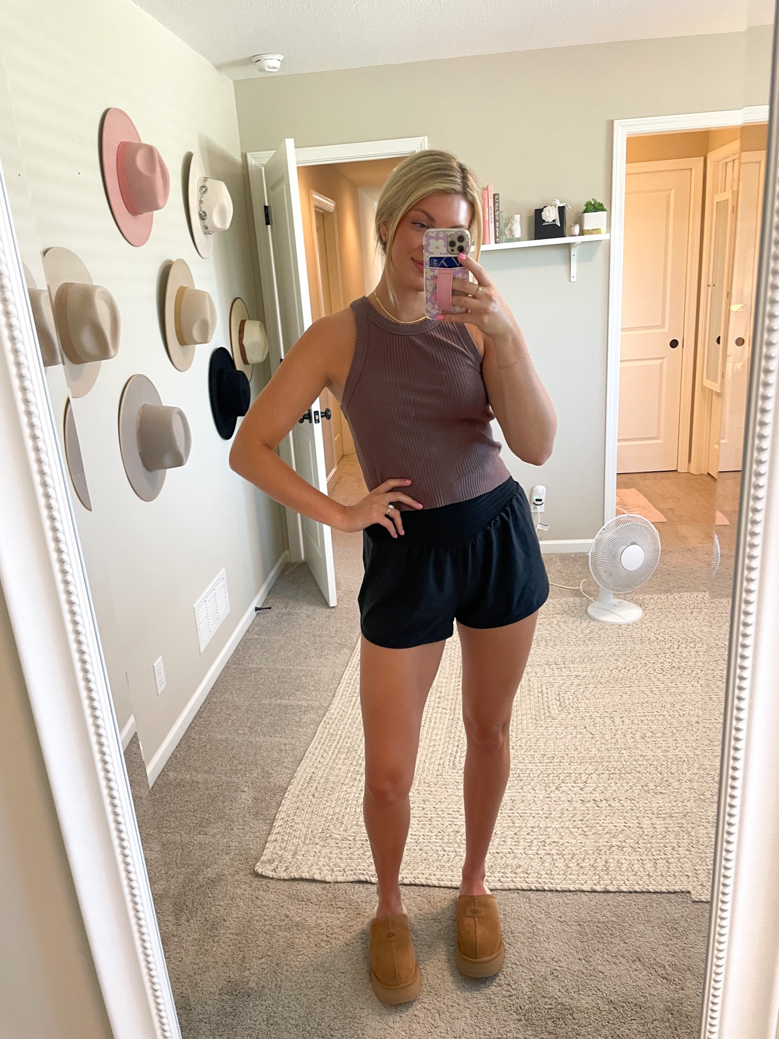 What I’m wearing today. Casual mom outfit 

#LTKFind