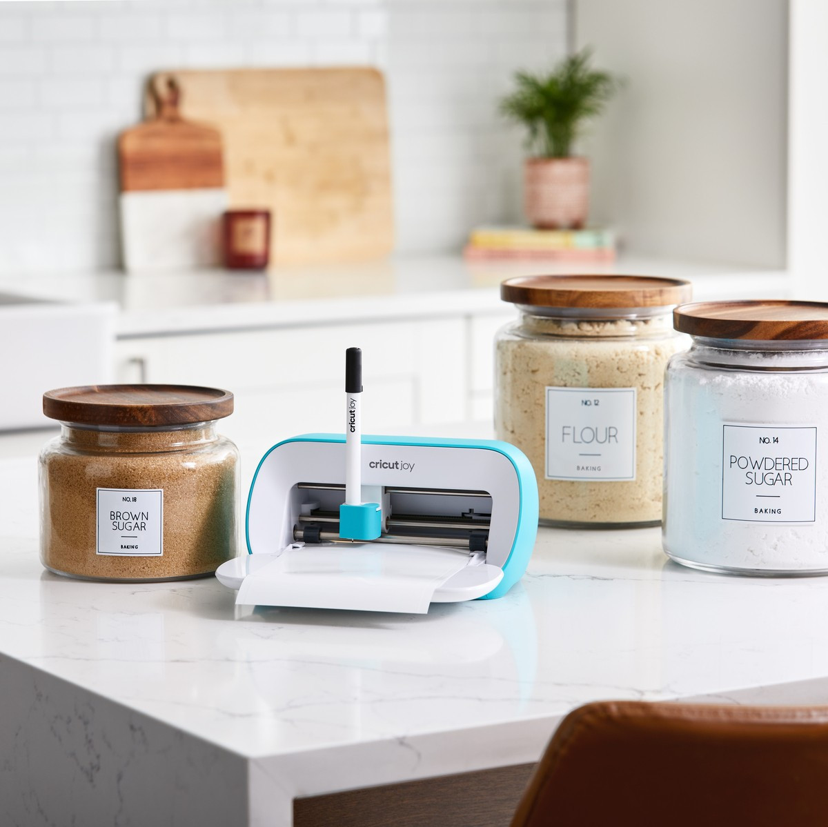 anchor 1.5 qt. Montana Jar Acacia Lid | The Container Store