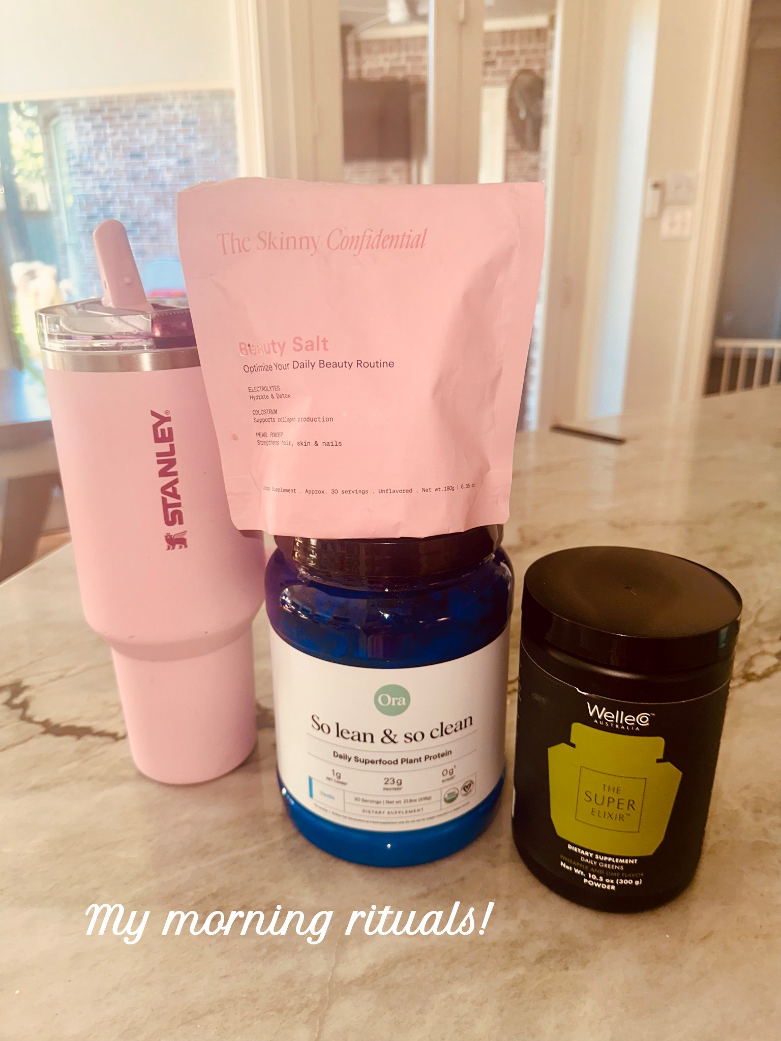 Every morning I wake up with these 2 beverages - a blended mix of TSC’s beauty salt to replenish electrolytes and collagen mixed with 1 scoop Ora protein powder for a boost of protein without the sugar that some powder have. And the light vanilla taste is perfection. (I use water to mix but you can also use milk.) Then I drink a separate glass of Welle Co greens mixed with water which is packed with all the vitamins and nutrients!