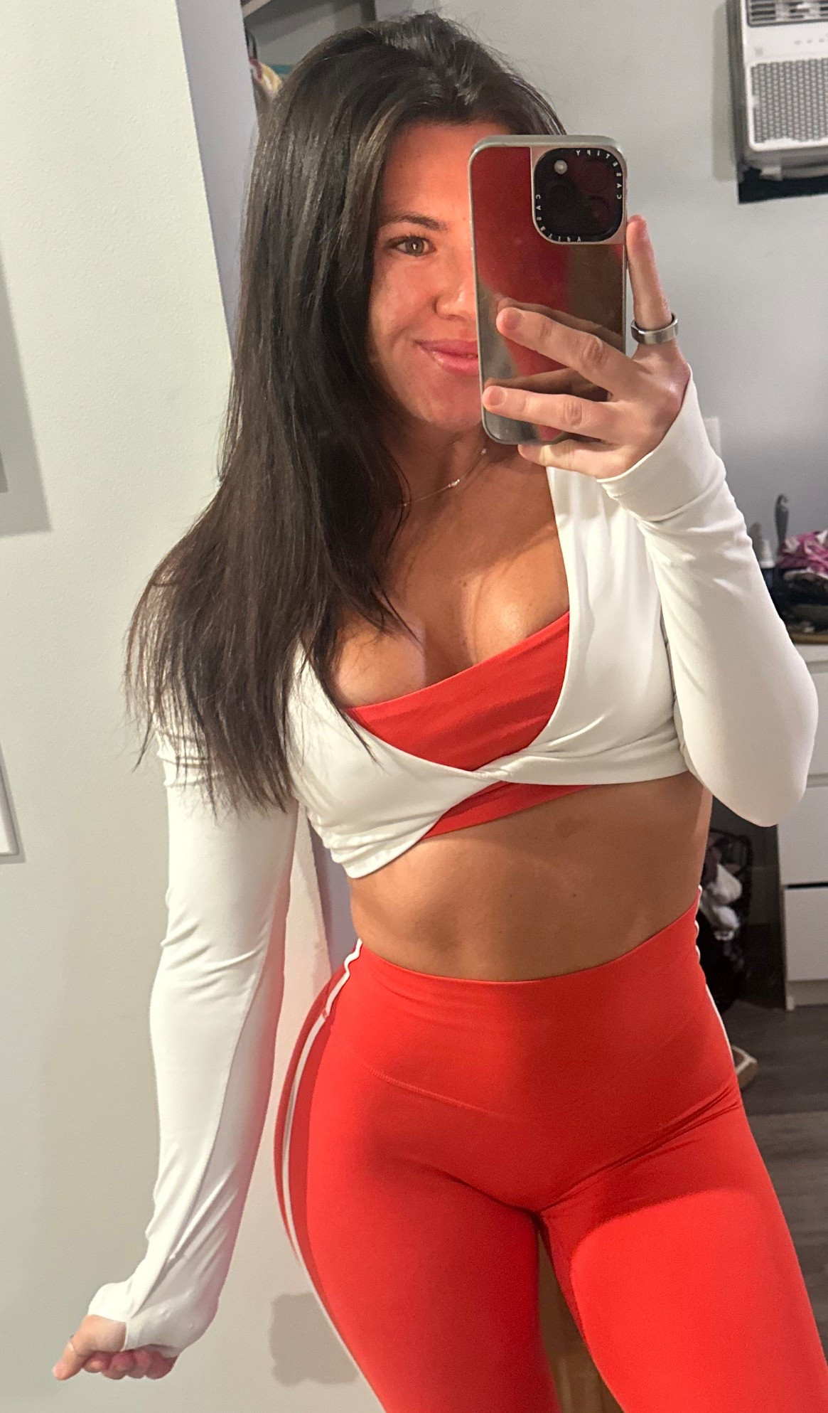 VALARIE10 to save on red set! 
