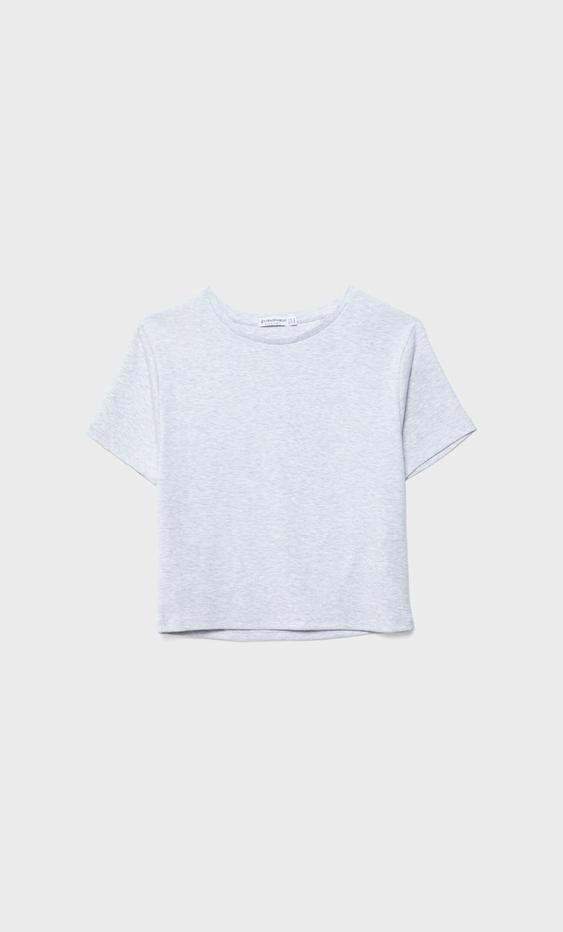 Short sleeve cropped T-shirt - Women's fashion | Stradivarius United Kingdom | Stradivarius (UK)