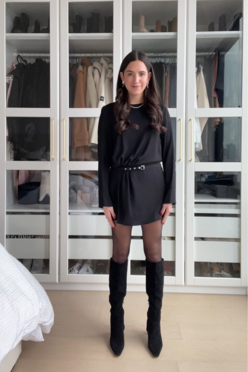 Size 2 dress 

Winter dress, holiday dress, knee high boots, boots, Christmas outfit 

#LTKGiftGuide #LTKHoliday #LTKSeasonal