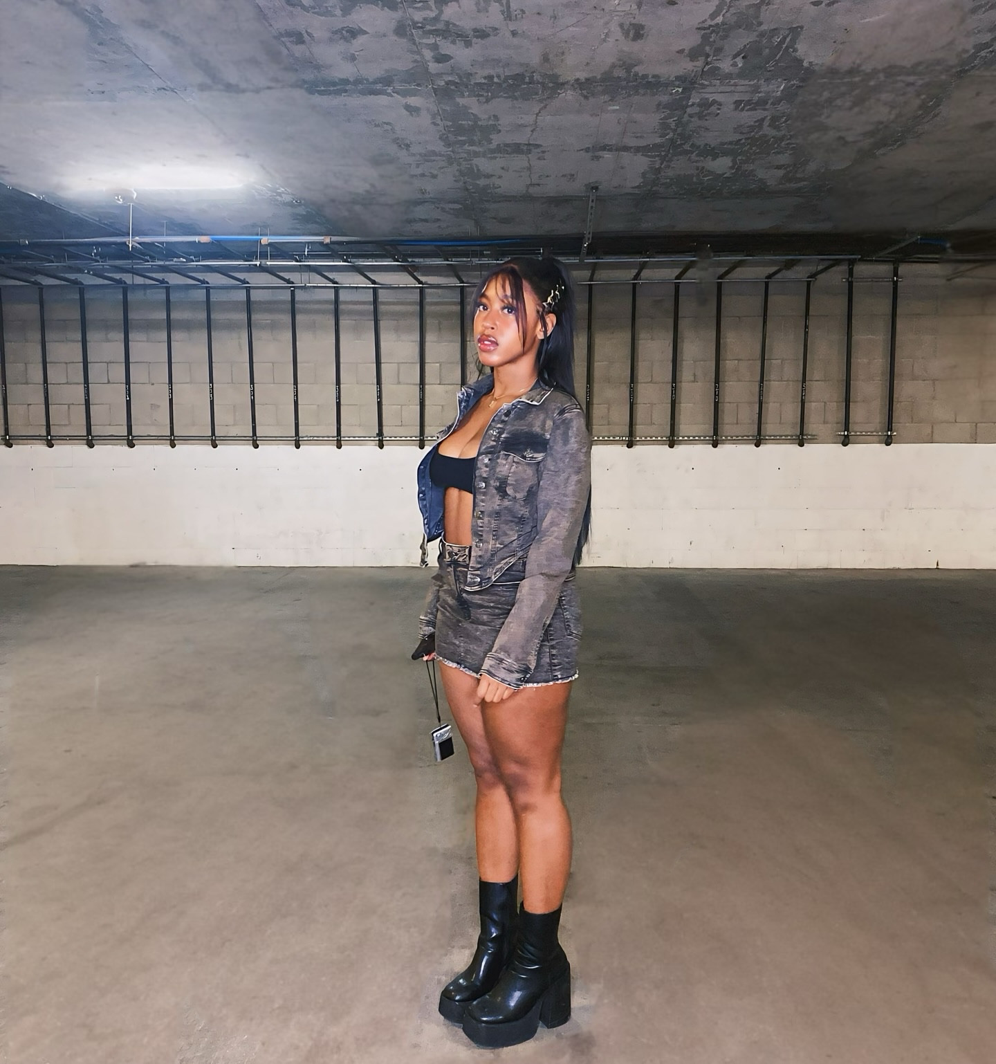 living life like a side quest @forever21 

•
•
•
•
•

#F21finds #forever21ambassador #nightouttfit #sidequest #matchingset #denim