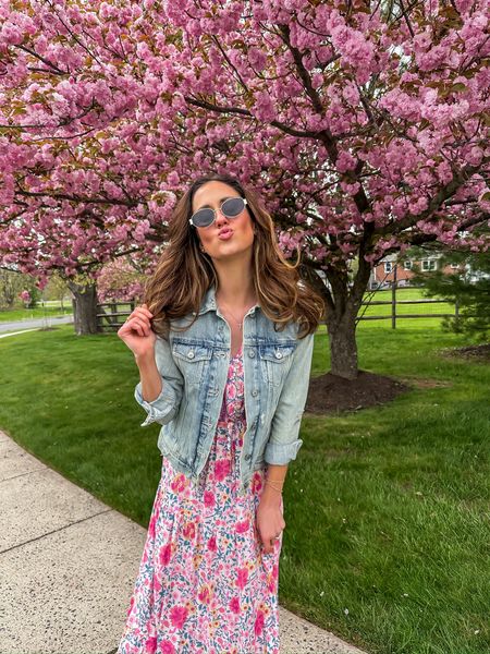 Spring dress from Amazon ✨ Celine sunglasses look for less

Gold oval sunglasses // denim jacket // pink floral maxi dress 

#LTKstyletip #LTKSeasonal #LTKfindsunder50