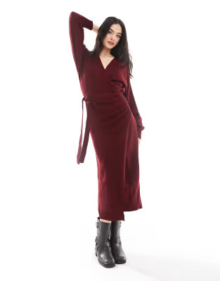 Pretty Lavish Beau wrap knit dress with tie waist in plum | ASOS (Global)