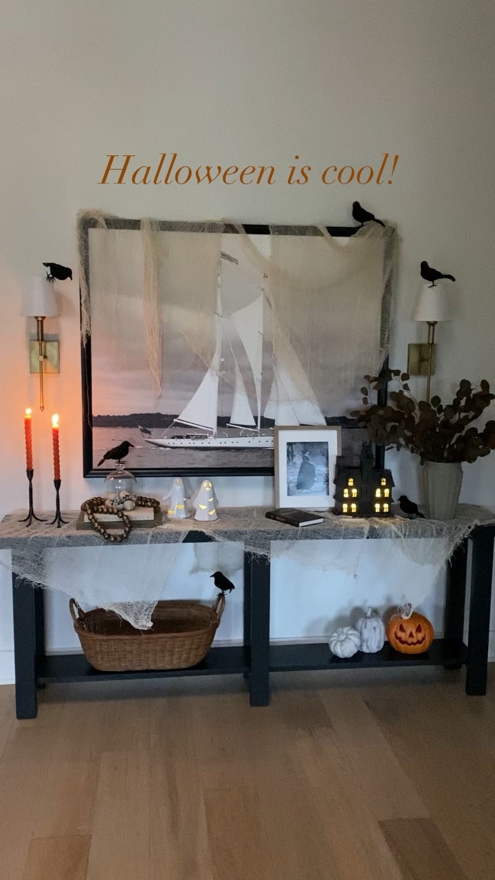 The temps dropped below 75 degrees which means spooky season is here!🍂🕸️👻

#LTKSeasonal #LTKHalloween #LTKhome