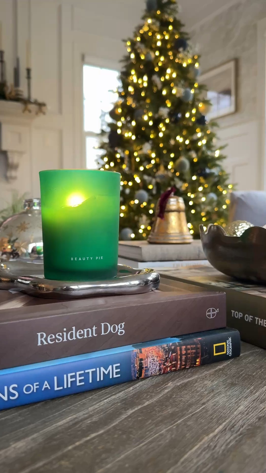 Cheers to the weekend! Taking it slow today and enjoying the view. Sharing some of my favorite holiday candles and diffusers that I’ve picked up this year! 

#LTKHoliday #LTKGiftGuide #LTKHome