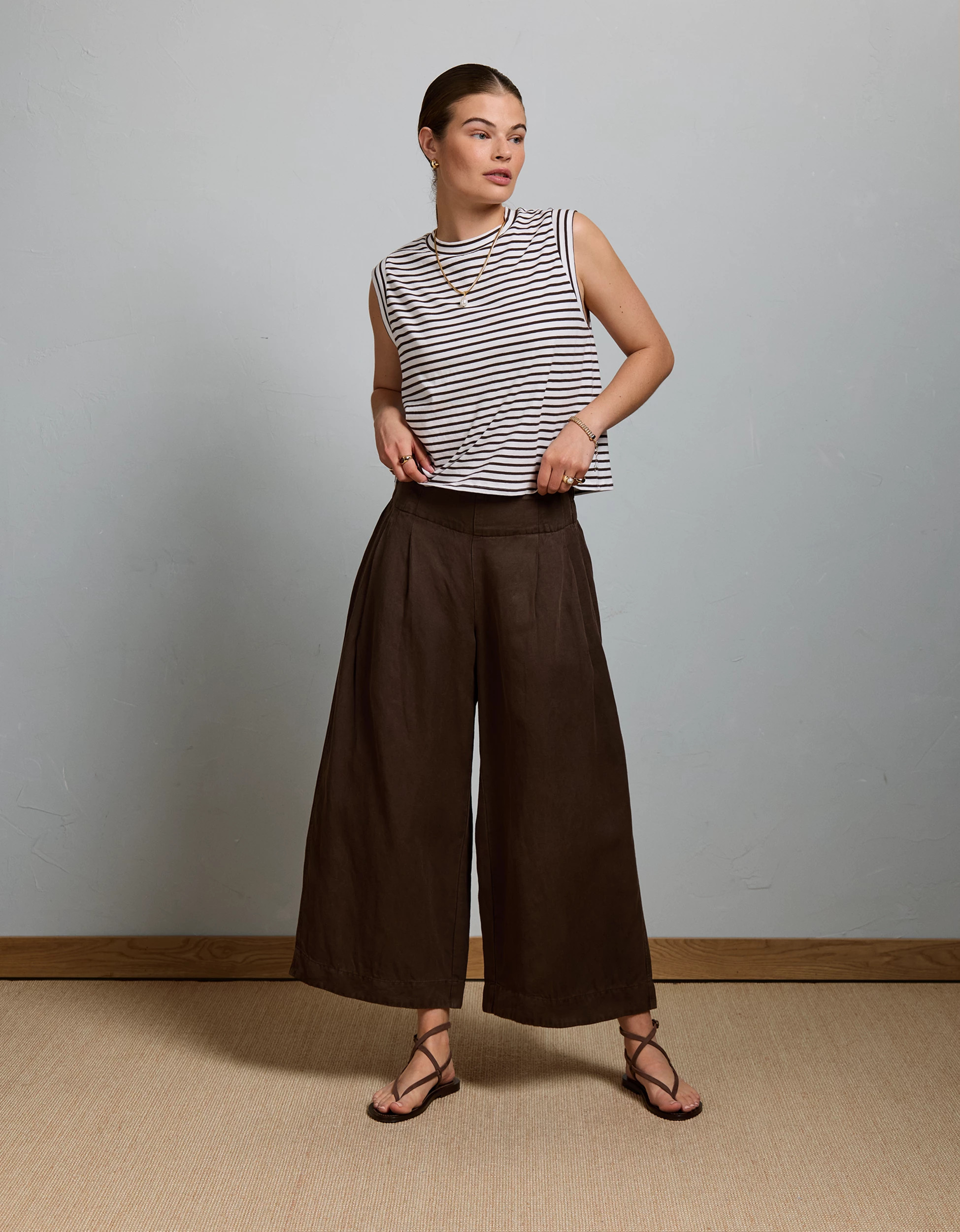 AE77 High-Waisted Linen Pleated Ankle Pant | American Eagle Outfitters (US & CA)