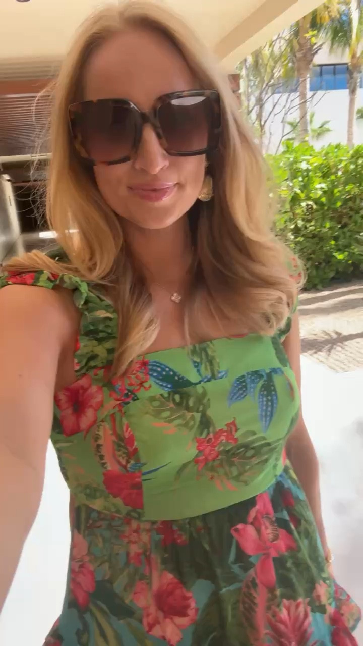 Gorgeous resortwear dress from Avara! Wearing size small. Use my code Amandaj15 for 15% off! Vacation dresses // resortwear // summer dresses // spring dresses // shop Avara 

#LTKStyleTip #LTKWatchNow #LTKTravel