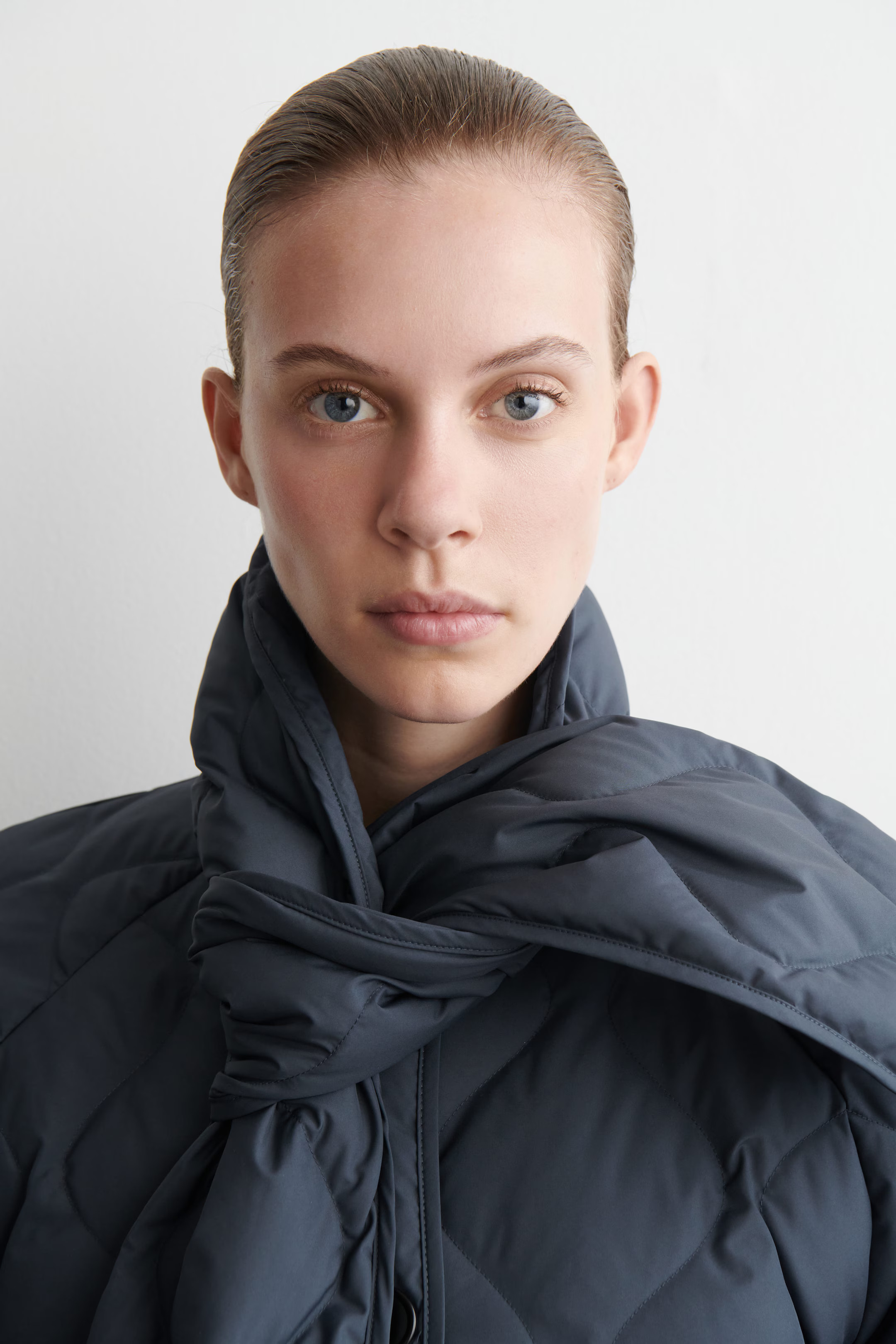 SCARF DETAIL QUILTED LINER JACKET - NAVY | COS US | COS (US)