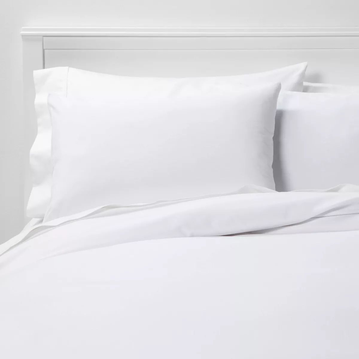 Twin/Extra Long Twin Easy-Care Duvet Cover & Sham Set White - Room Essentials™ | Target