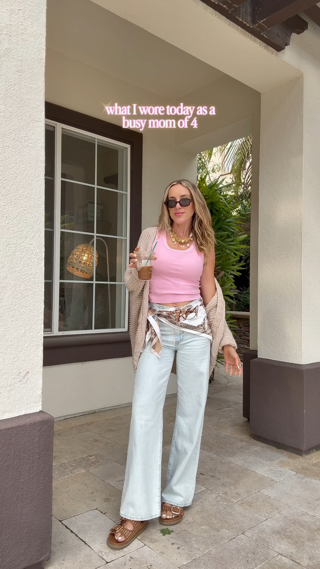 Casual busy mom life outfit 🤍

#LTKdayinmylife #LTKmomlife #LTKootd