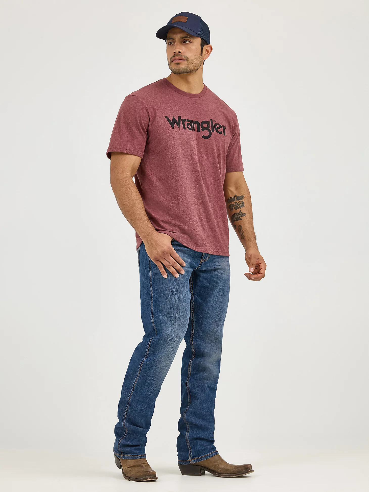 Men's Wrangler Retro® Slim Fit Straight Leg Jean in Cottonwood | Wrangler