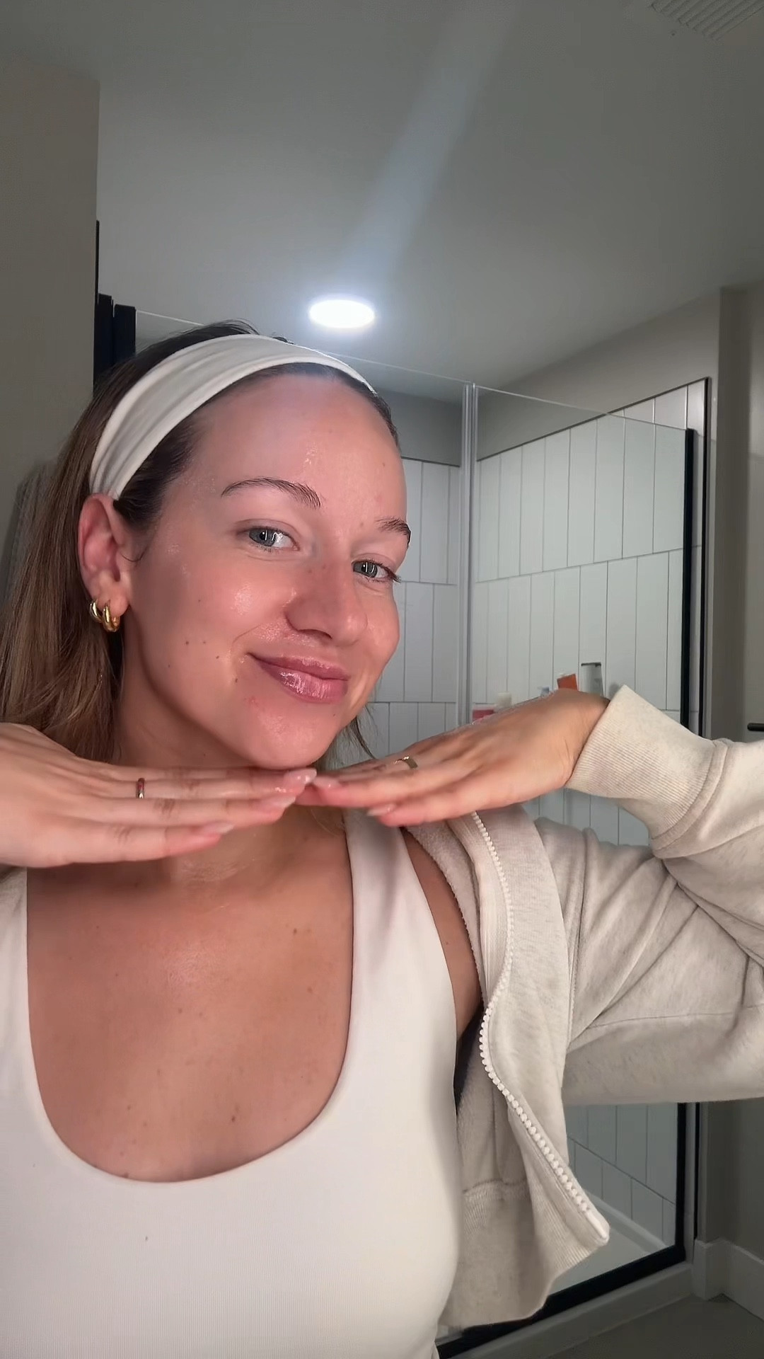 lil glassy skin routine 💕