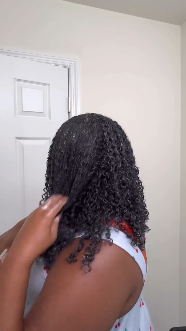 Prime example of “keep trying until you get it right” 🤩 These are some challenges that I face while styling my hair at 8 months pregnant 🤰🏾🫶🏾

#naturalhair #hairstyles #momlife #motherhood #pregnancy #8monthspregnant #naturalhairstyles #hairtutorial #naturalhairchronicles
