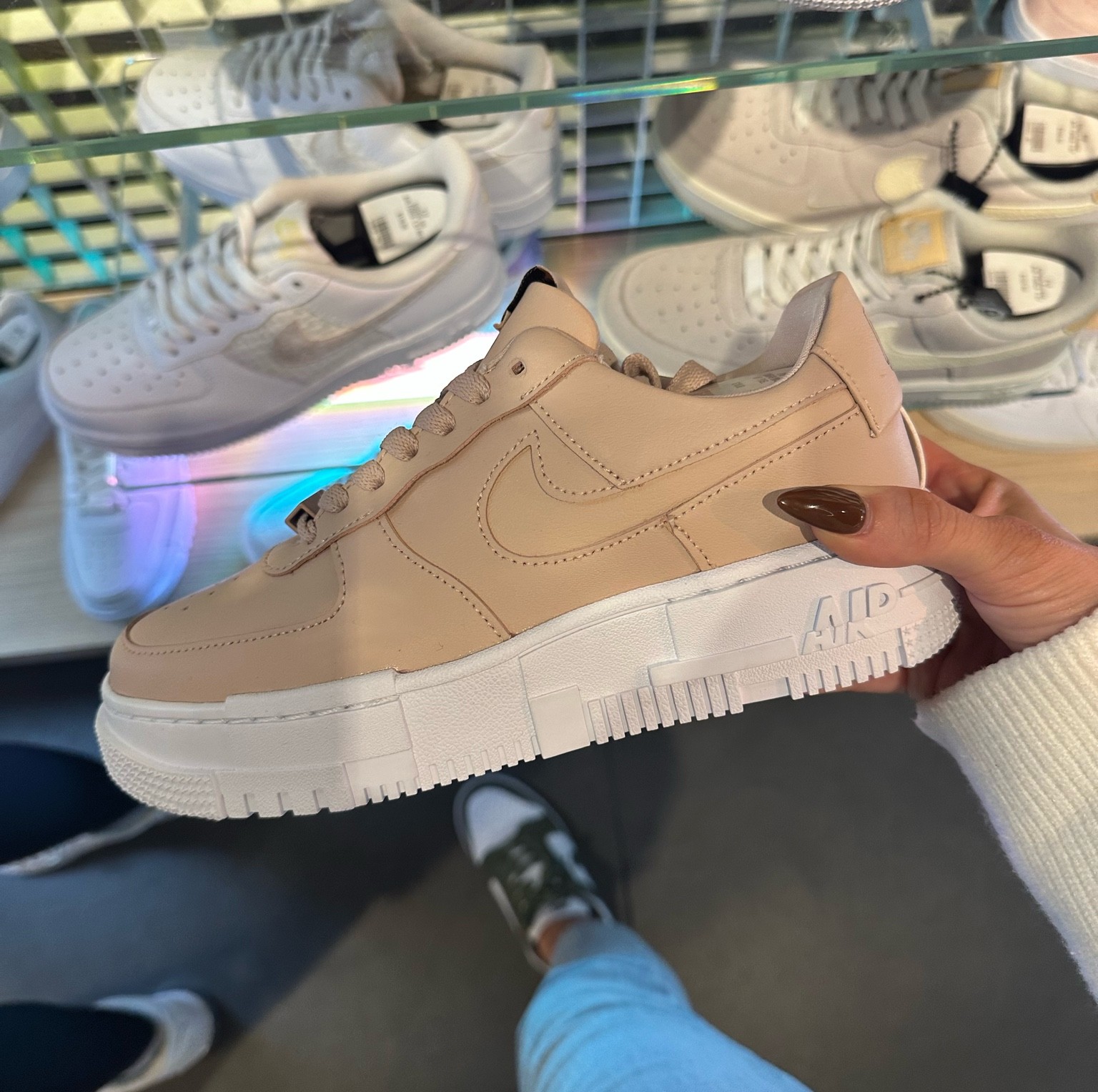 do air force 1 pixel run big