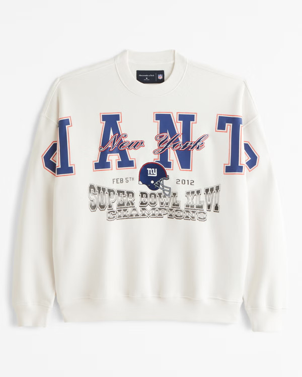 Men's New York Giants Graphic Crew Sweatshirt | Men's Tops | Abercrombie.com | Abercrombie & Fitch (US)