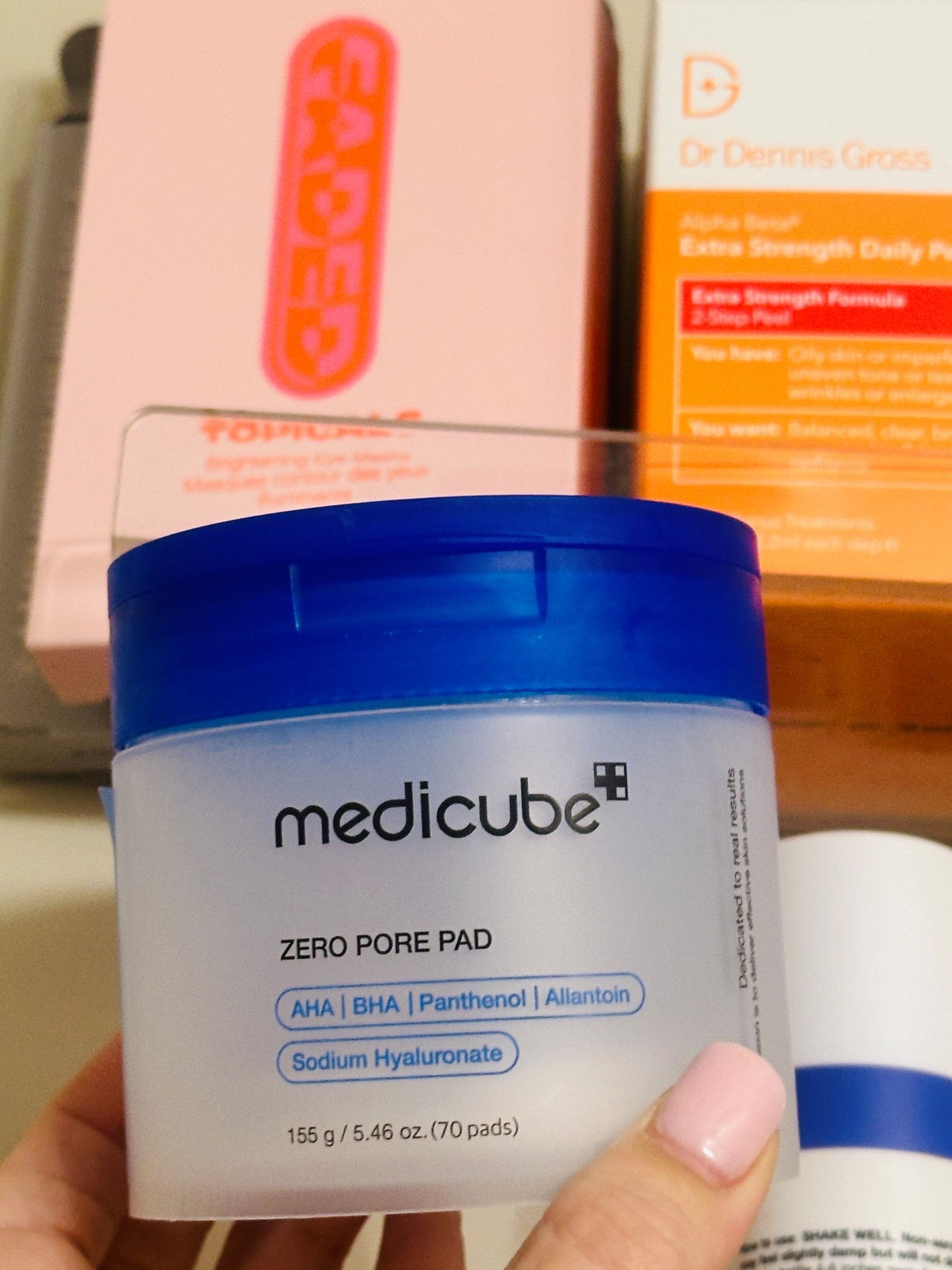 I don’t usually buy my skincare off Amazon but had to see what the hype was! If you are looking for an affordable and effective toner pad, I have been loving these!! 💙 

#LTKmorningroutine #LTKBeauty #LTKselfcare