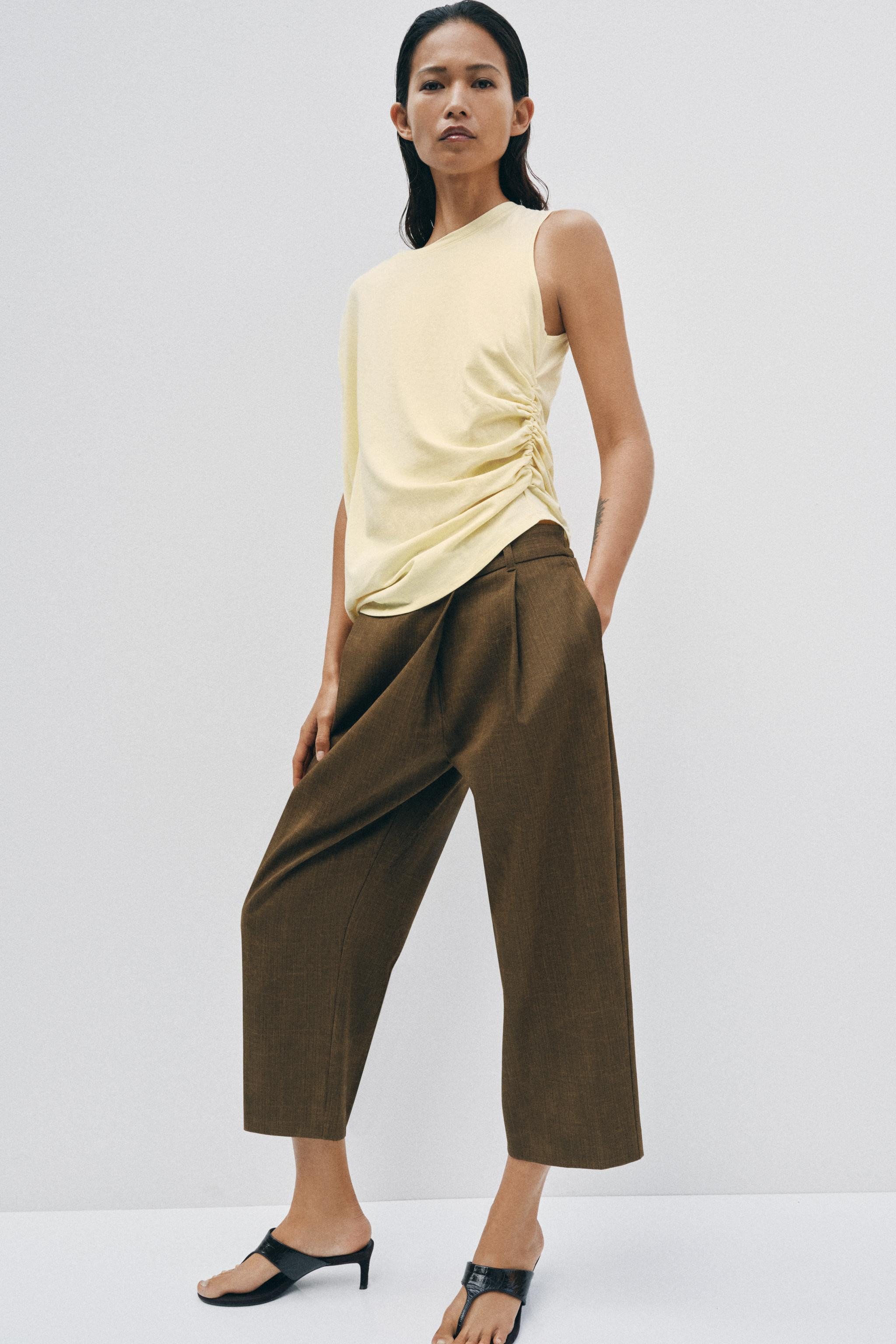 ZW COLLECTION PLEATED CROPPED PANTS | Zara Canada