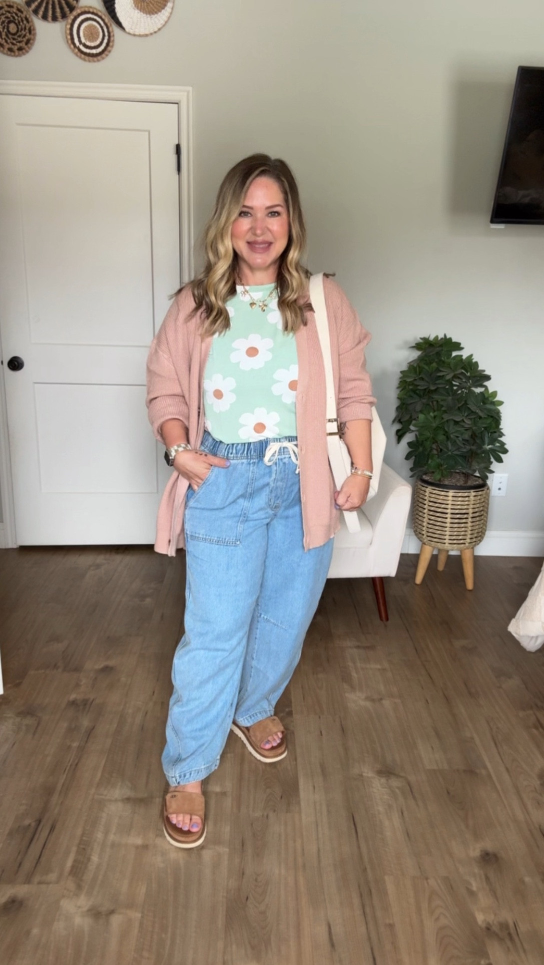 Cardigan size medium, shirt size large, pants size large, sandals tts 

#LTKMidsize #LTKOver40 #LTKPetite