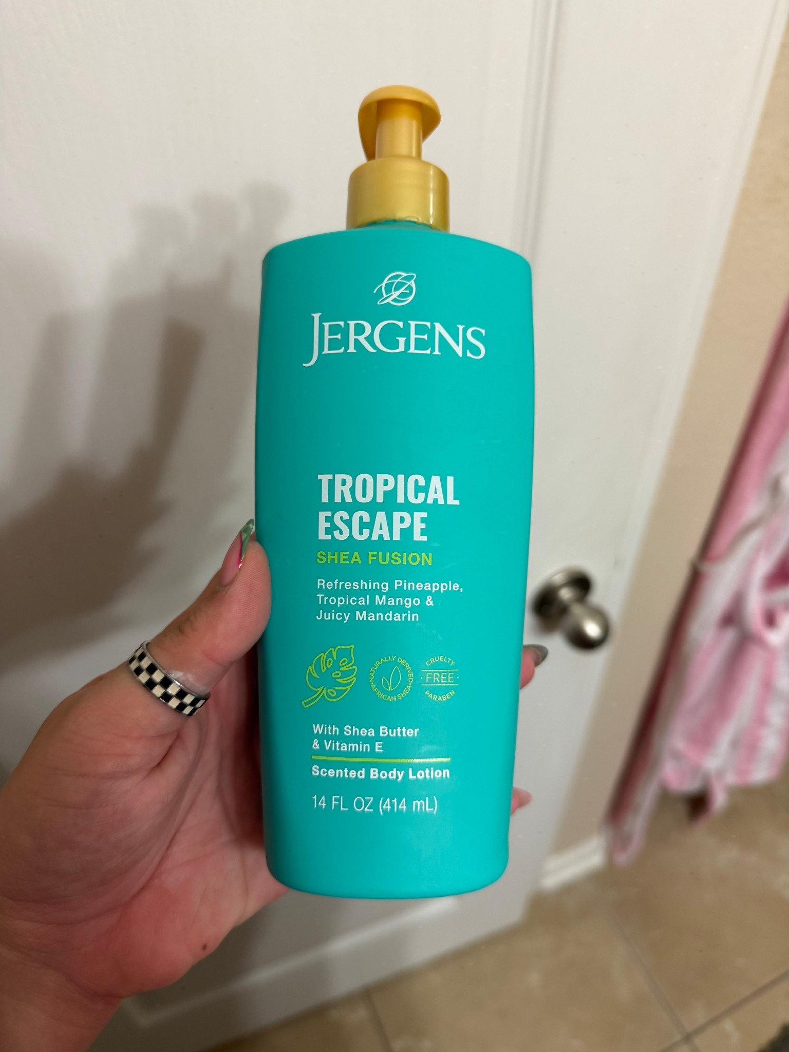 This smells like summer time, under $8!!!!