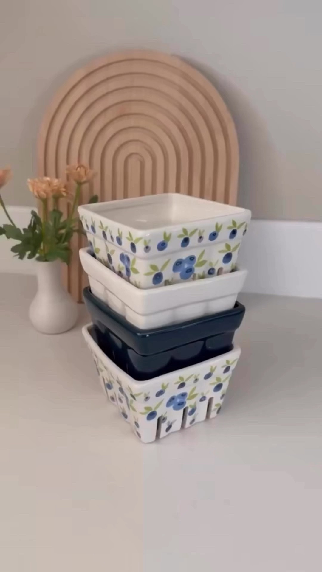 ceramics for berries storage
amazon ceramics 
kitchen.