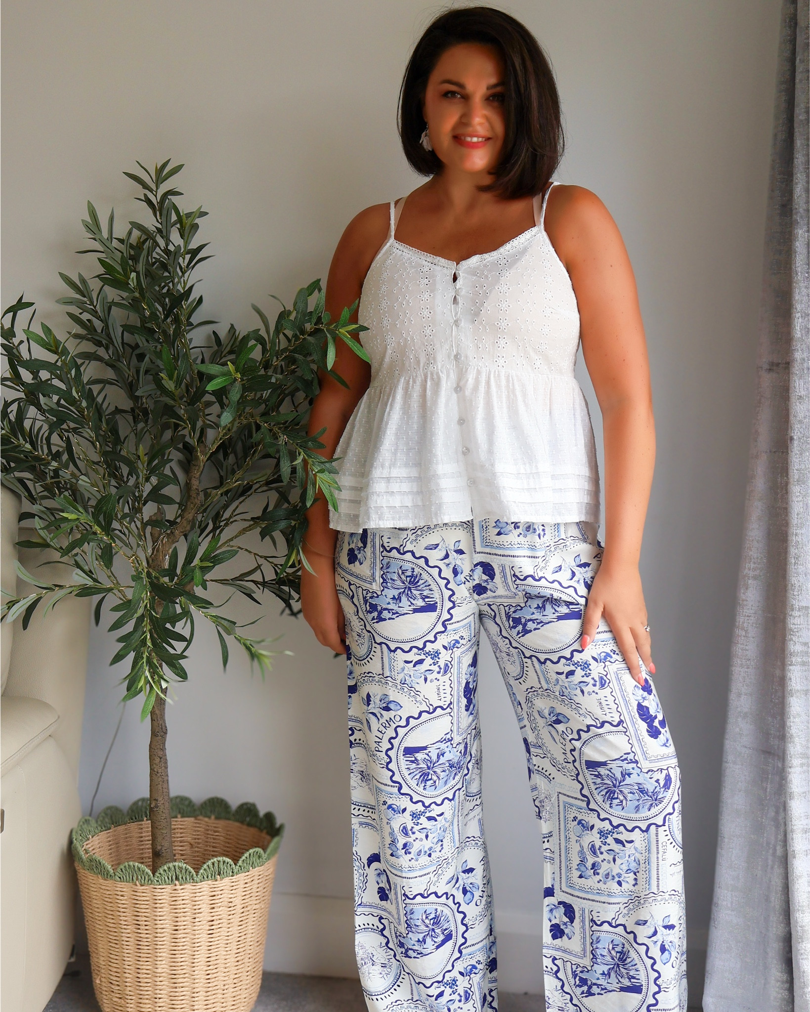 Printed wide leg trousers edition! 

An easy option for the summer for sure and a comfortable one too! 



#LTKuk #LTKmidsize #LTKsummer