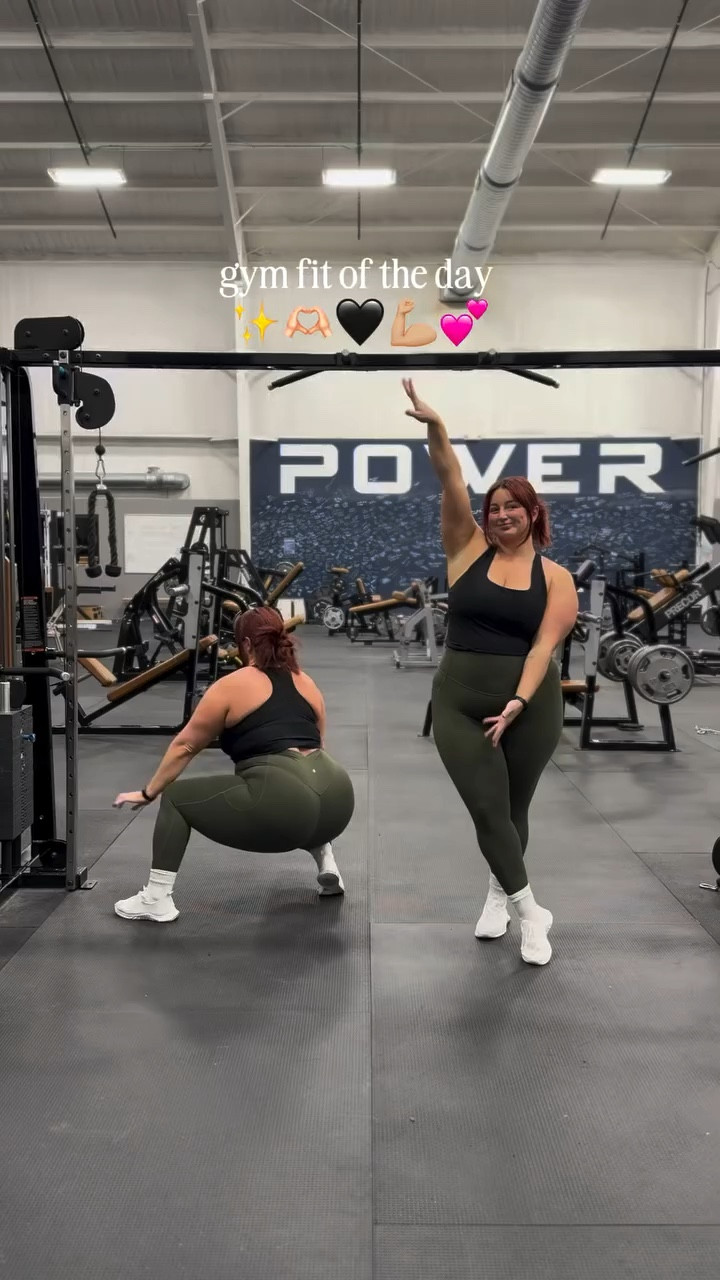 outfit is in my LTK 🖤