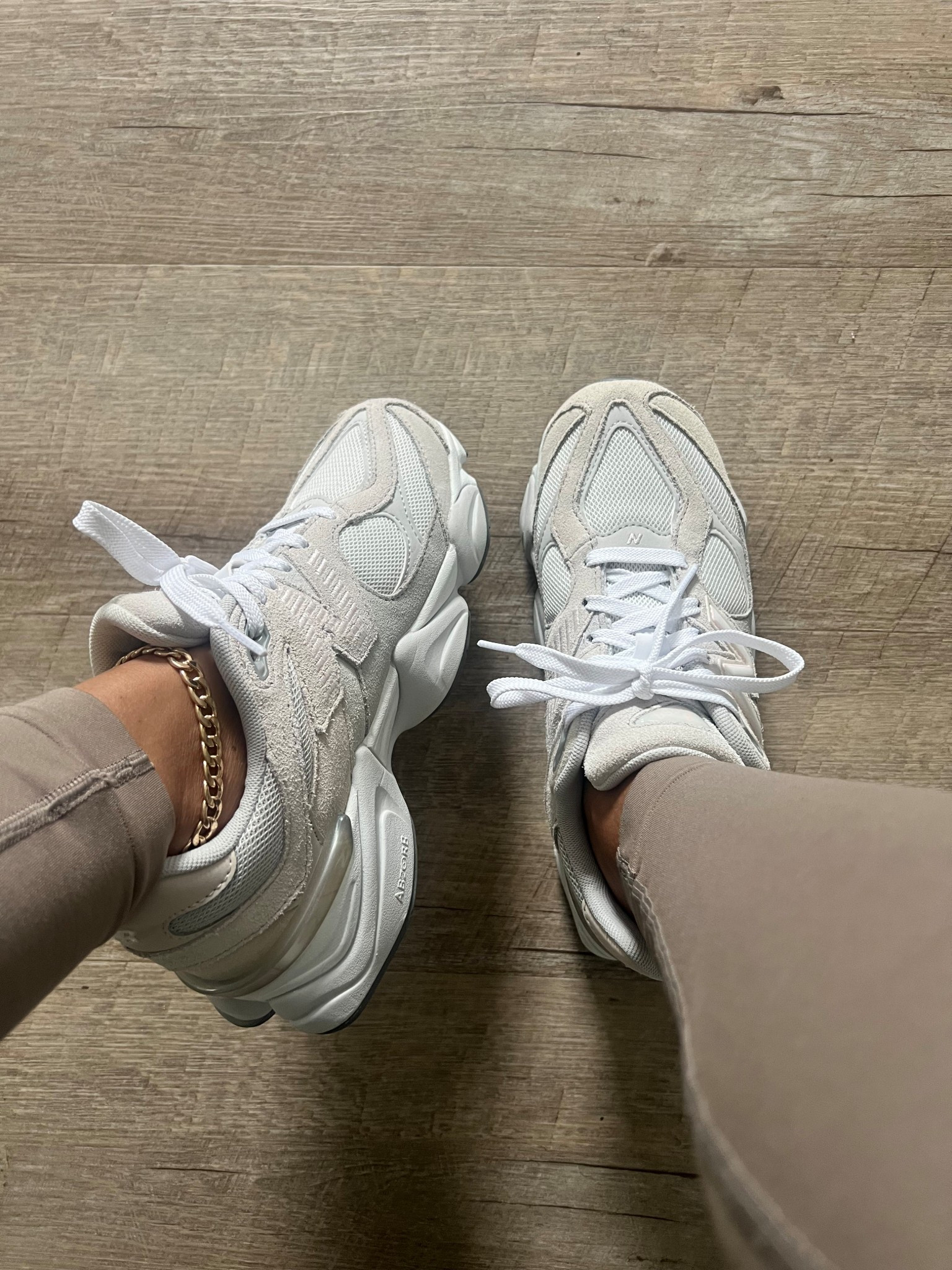 Obsessed with these New Balance! 🧸

#LTKActive #LTKStyleTip #LTKShoeCrush