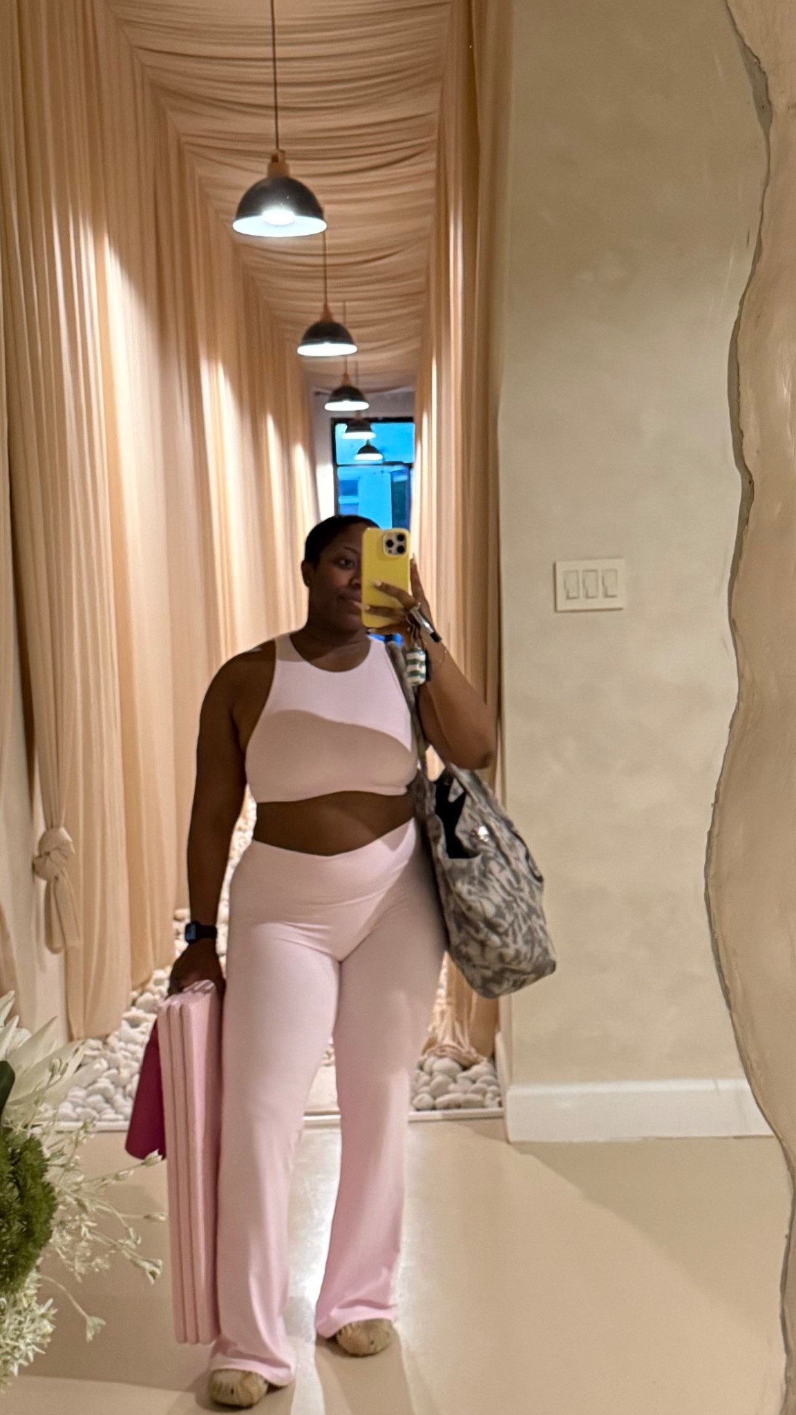 Pink Soft Motion Set 

#LTKActive #LTKfitnessgoals #LTKPetite