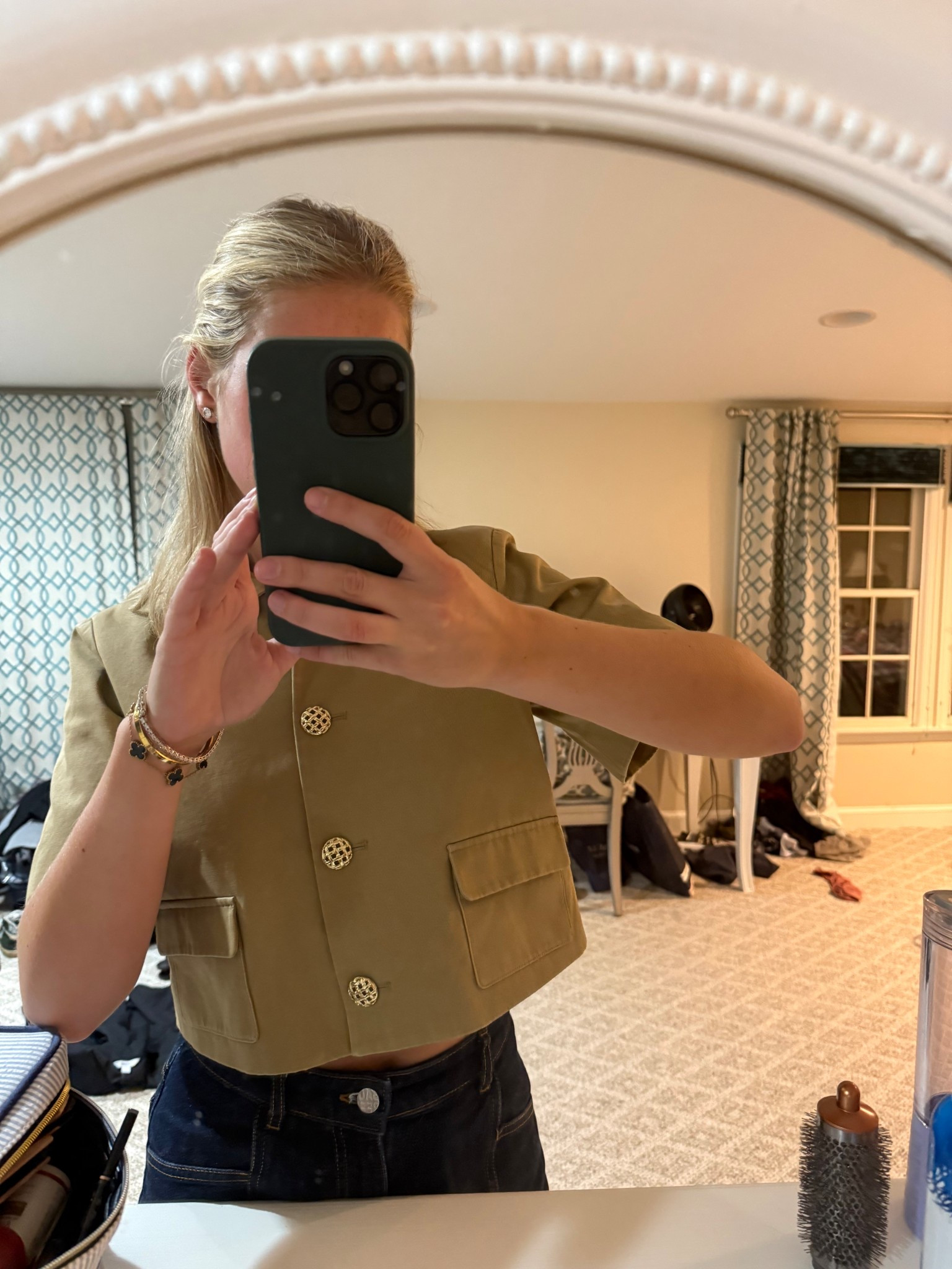 🖤


Spring style
Spring outfit
Fall outfit
Fall style
Girls day
Lunch outfit
Cute casual outfit
Casual outfit
Errand outfit
Sunglasses
Baum und Pferdgarten Nara Seam Detail Jeans
Commute
Morning commute
Baum und Pferdgarten jeans
Rent the runway
Barrel jeans
Straight leg jeans
High waisted jeans
Dark wash jeans
Dark jeans
Cool jeans
Fun jeans
Statement jeans
Fun pants
Cool pants
Adam Lippes x RTR Short Sleeve Twill Jacket
Work outfit
Work clothes
Summer work outfit
Spring work outfit
Office outfit
Office style
Business casual outfit
Twill top
Tan top
Tan shirt
Cool top
Chic top
Fun top
Everyday top
Rent the runway
Spring top
Summer top
Work top

#LTKWorkwear #LTKootd