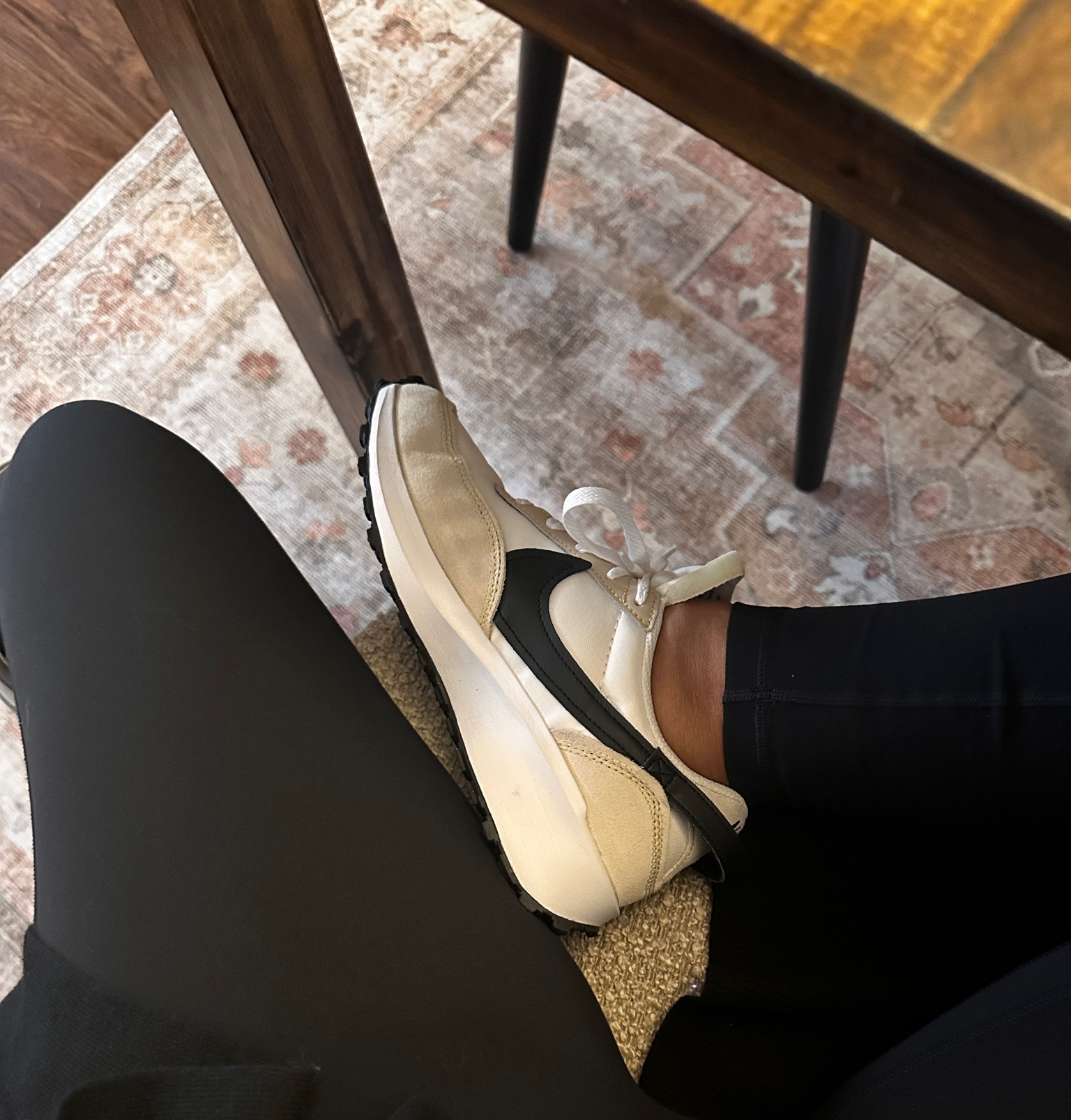 New favorite sneakers, Nike for the win!



#LTKstyletip #LTKMostLoved #LTKhome