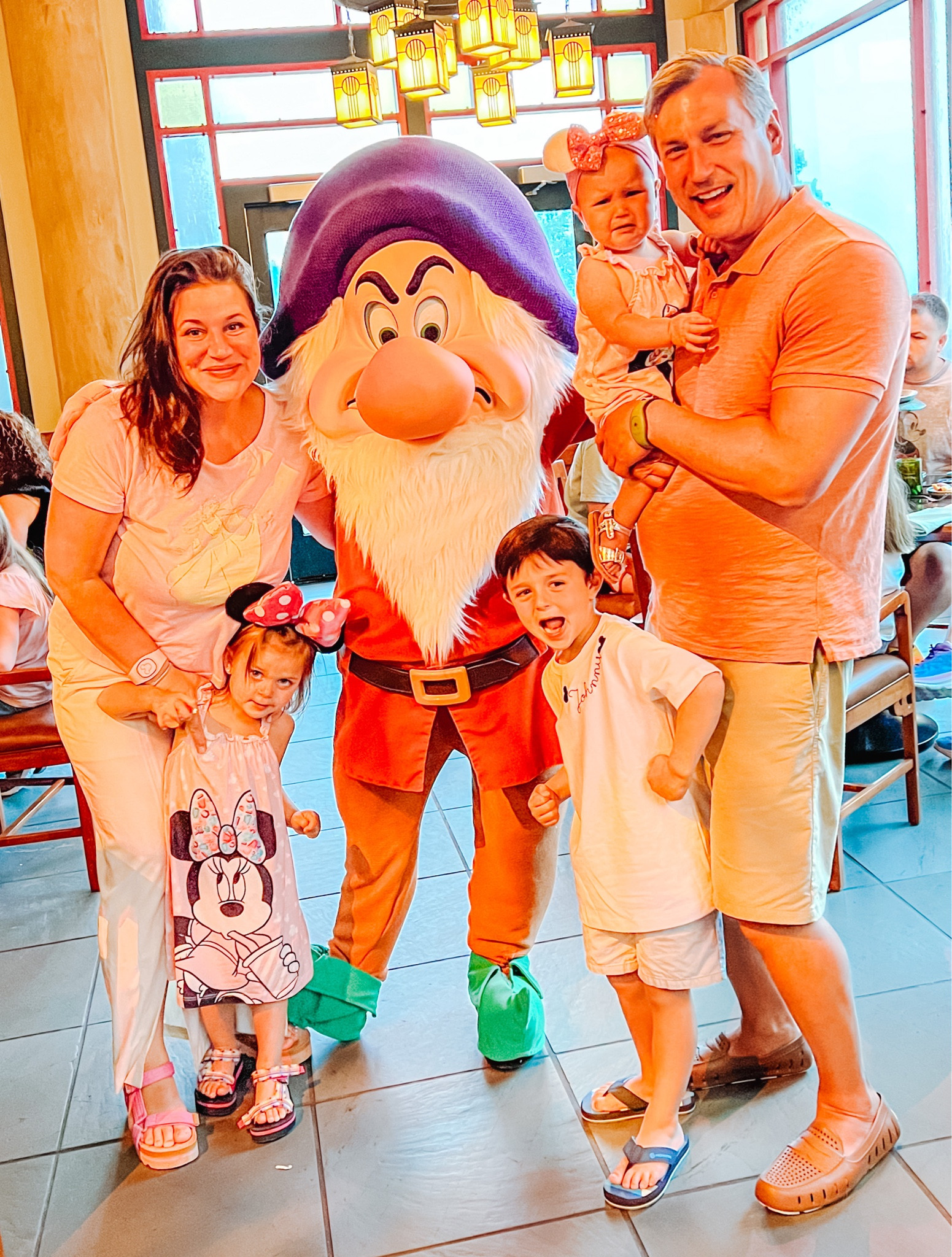 Grumpy couldn’t keep us down… even when Dad’s stomach was about to flip itself around 🙊 #ltkdisney #disneyoutfits #disneyplanning

#LTKfamily #LTKtravel #LTKkids