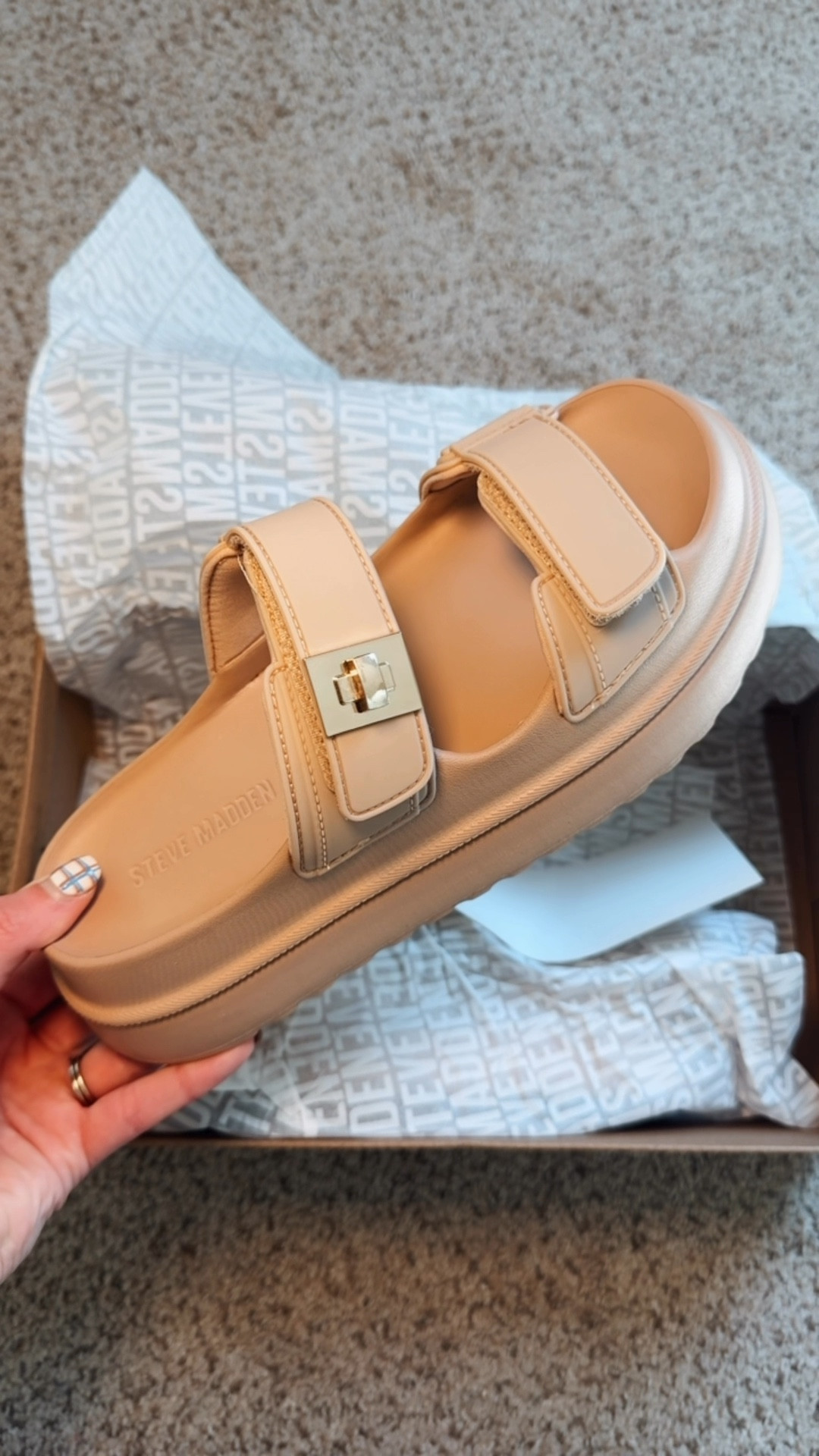 The cutest sandals that are 50% off!!! 

#LTKShoeCrush #LTKSaleAlert #LTKSeasonal