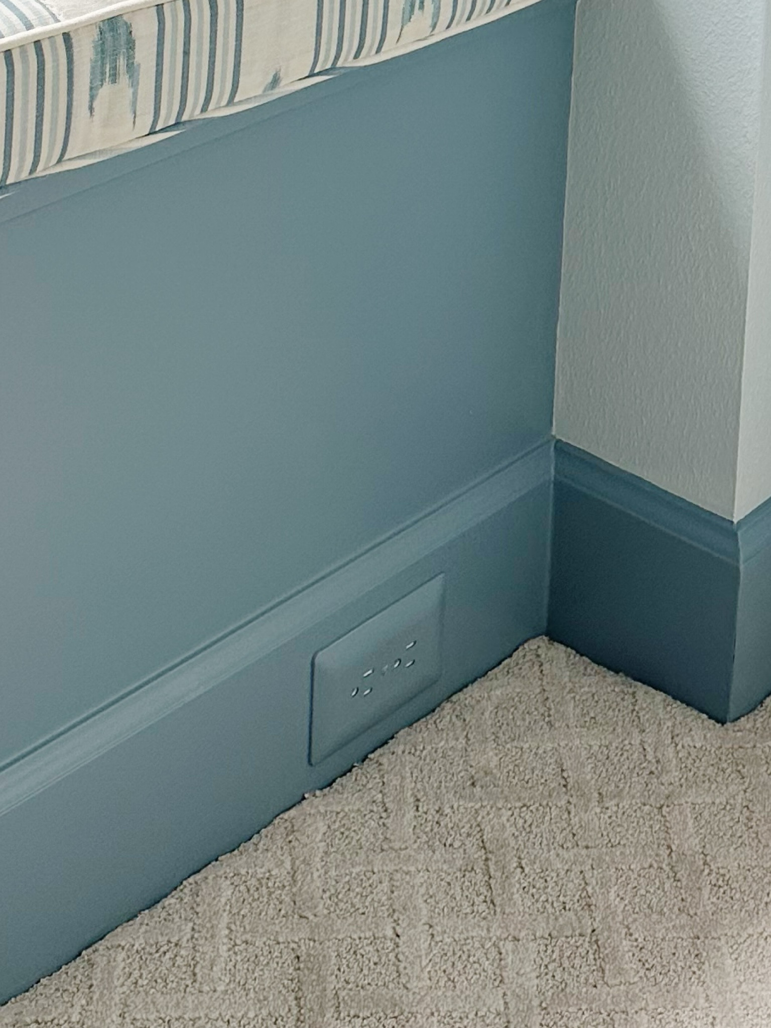 Paintable switch plates

#LTKHome #LTKFindsUnder50 #LTKStyleTip