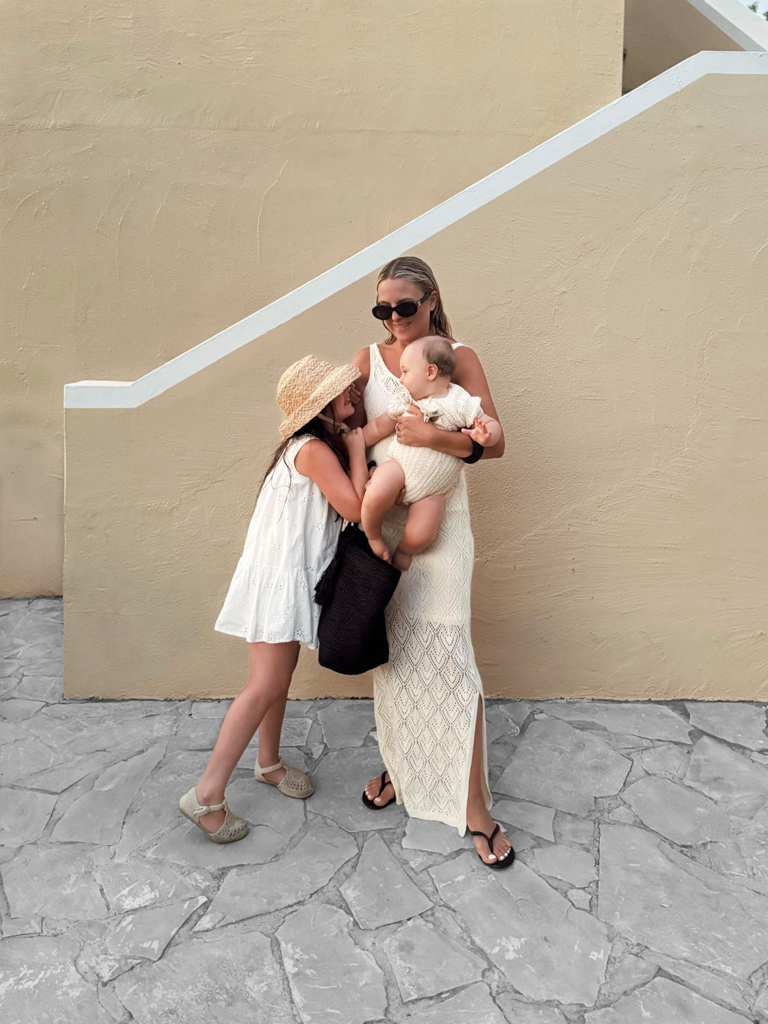 It’s been so hot lately these outfits are in the line of what we’ve been wearing here in Madrid too, and I can’t complain, I’m always up for summer dresses, wet hair and flip flops. Anyone else loves an extended summer?

—————————————————————

Con este calor me parece acertado publicar más fotos de Creta ya que los conjuntos que estamos usando los madrileños siguen en la misma línea. Si hay algo que disfruto en estas fechas es estirar el verano un poquito más!
.
.
.
.



#LTKeurope #LTKkids #LTKfamily