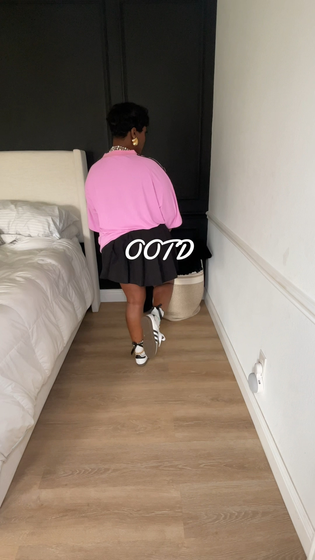 Streetwear but girly 🎀 

#LTKBeauty #LTKVideo #LTKOver40