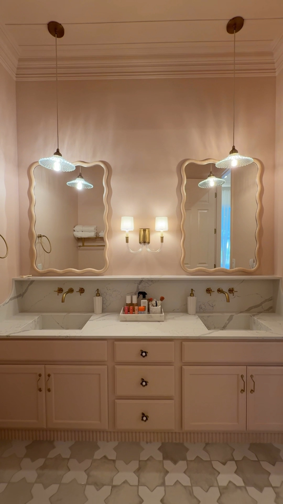 Girls bathroom

#LTKHome #LTKdayinmylife #LTKmomlife